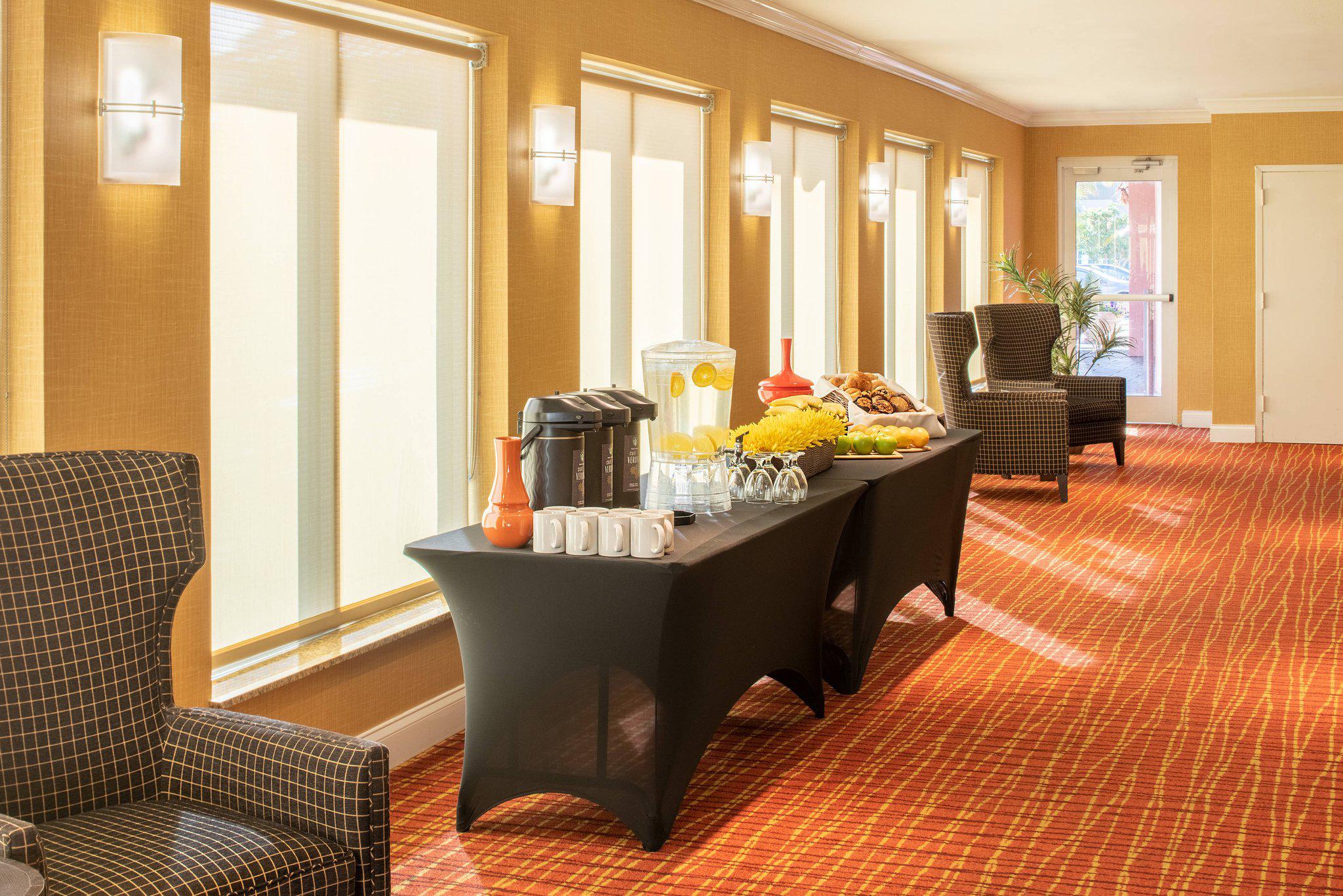 Courtyard by Marriott Jacksonville Orange Park Photo