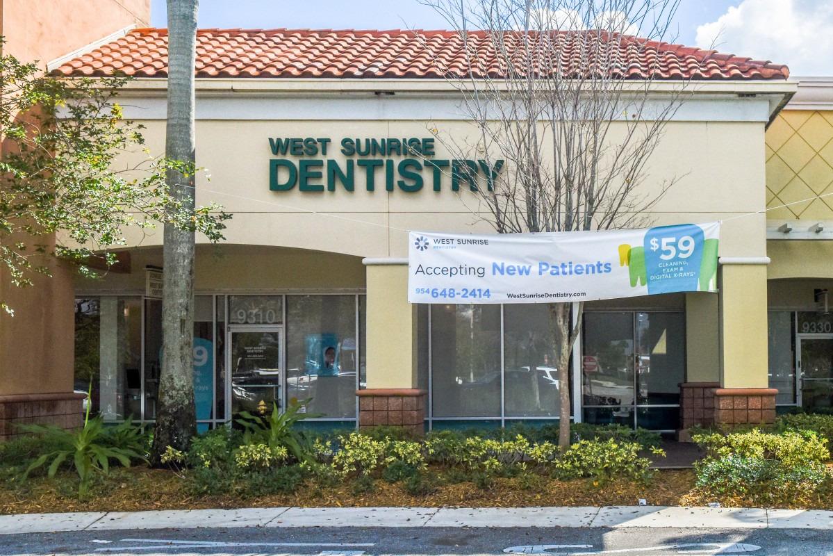 Looking for a family dentist in Sunrise, FL? You have come to the right spot!