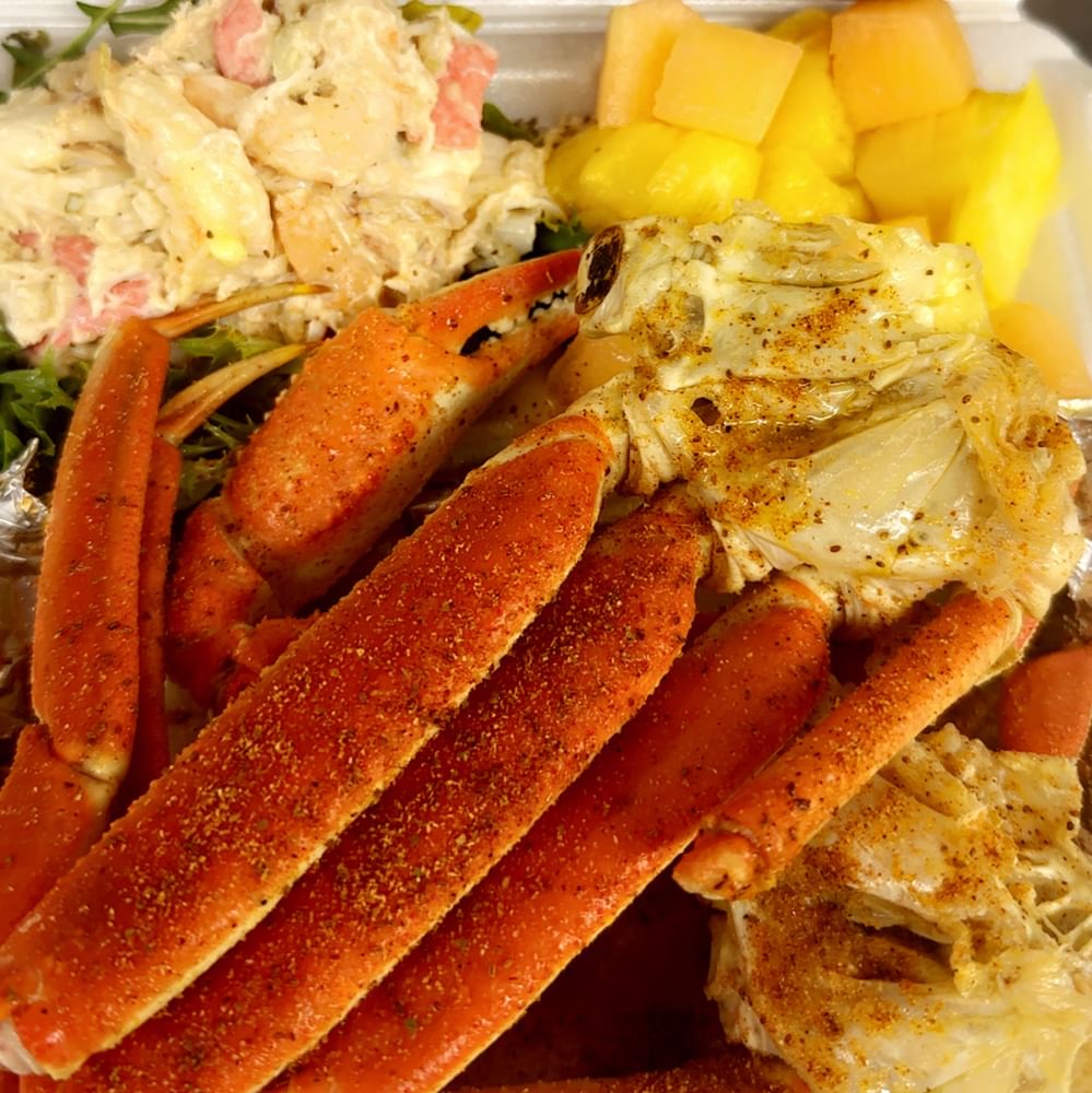 Crab Leg & Salad Platter