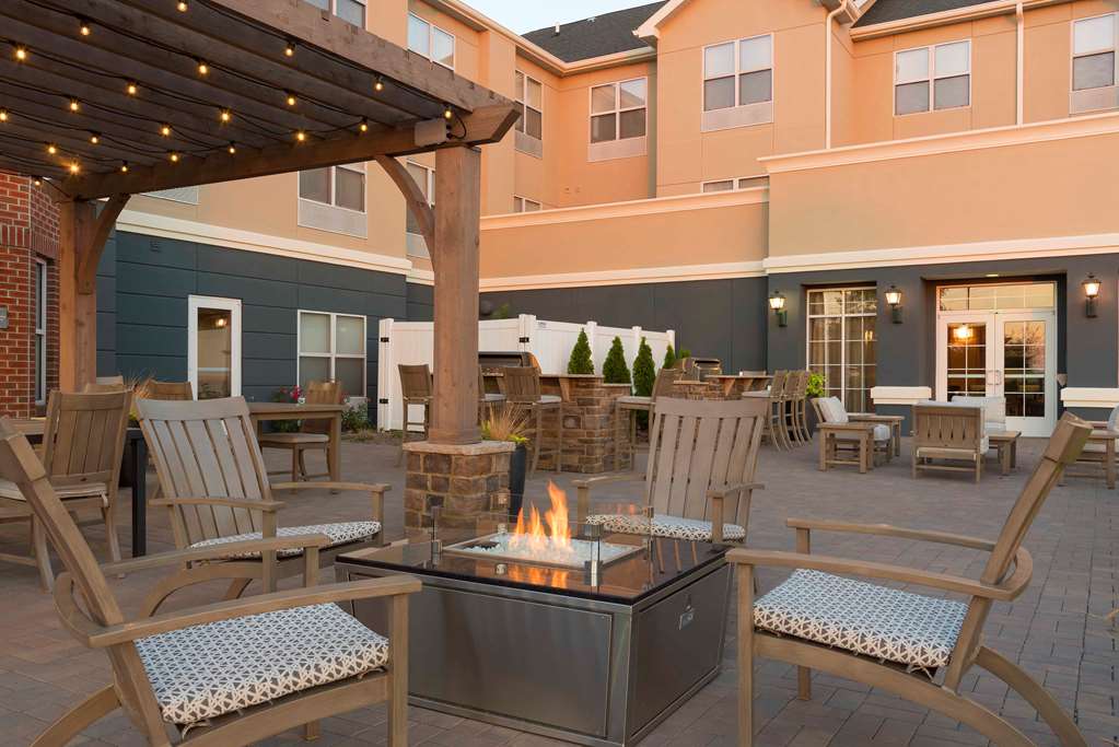 Homewood Suites by Hilton Indianapolis-Airport/Plainfield Image