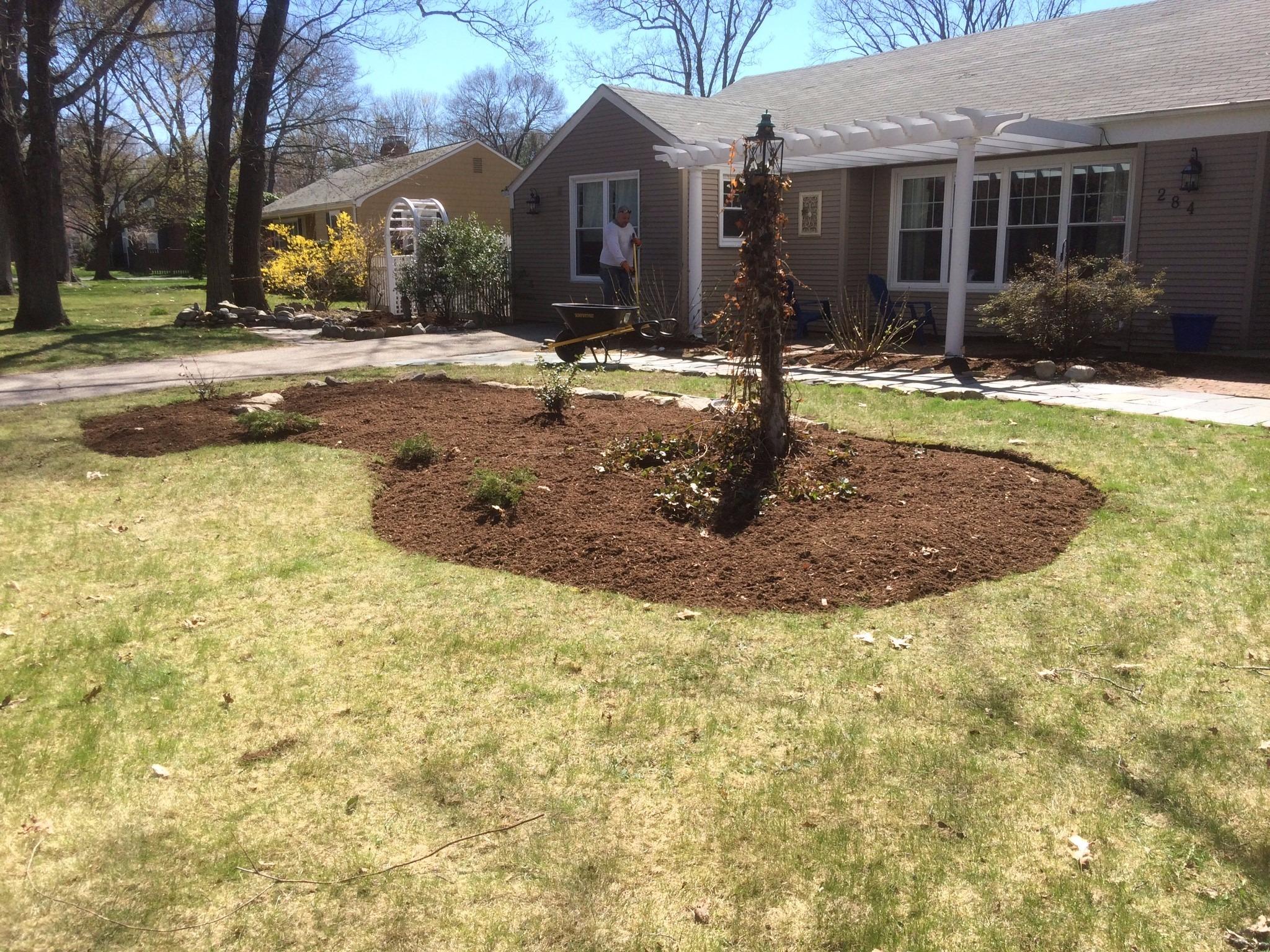 Mike's Landscaping Image