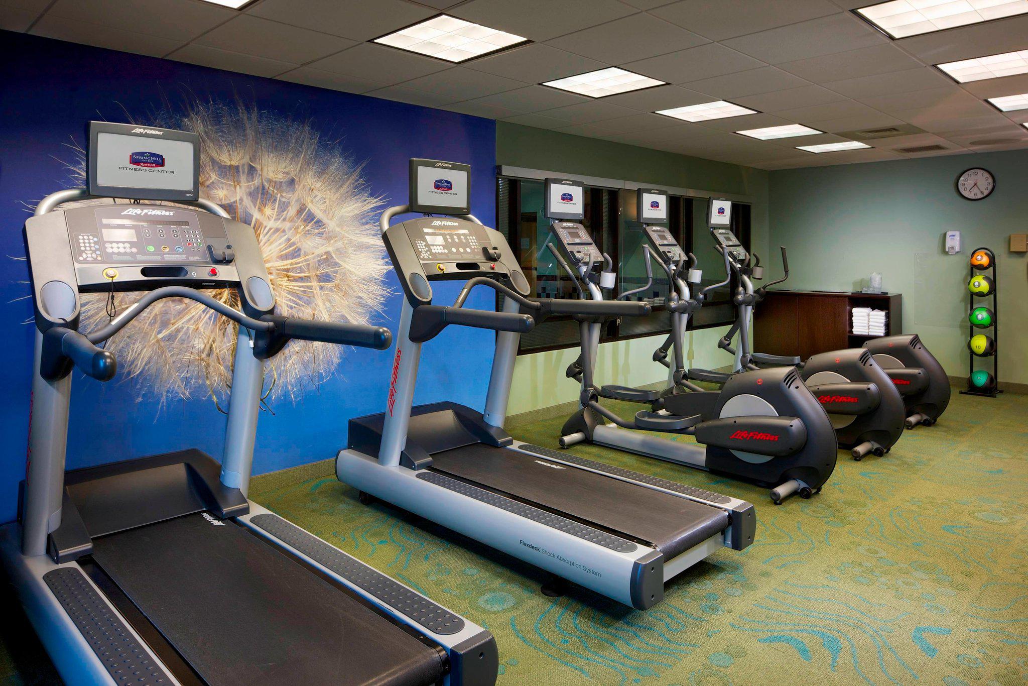 SpringHill Suites by Marriott Newark Liberty International Airport Photo