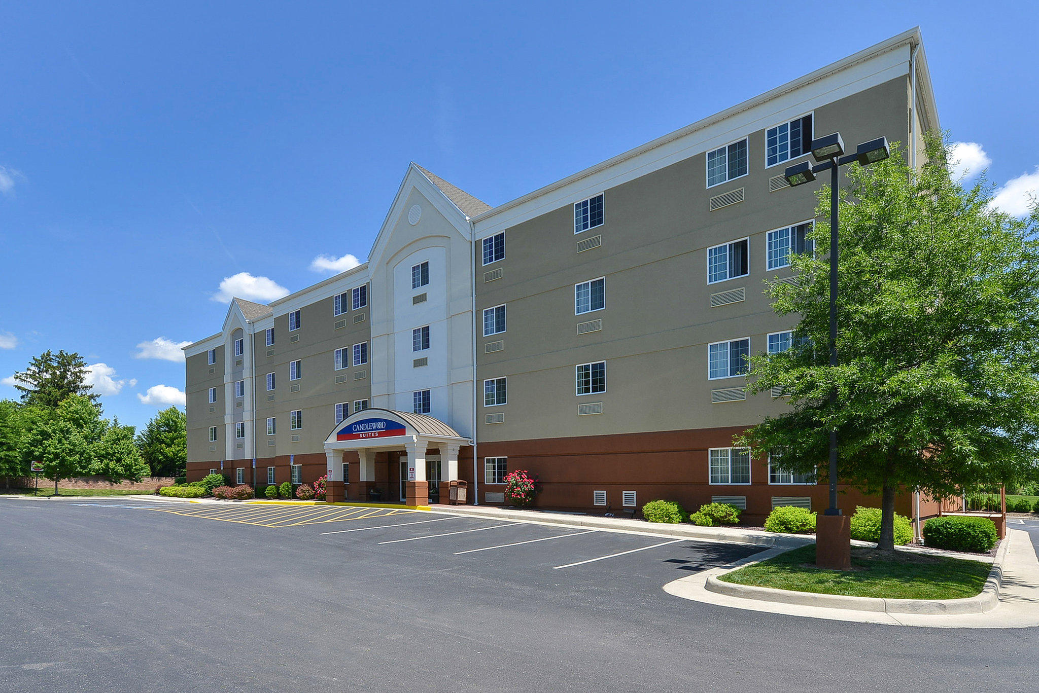 Candlewood Suites Winchester Photo