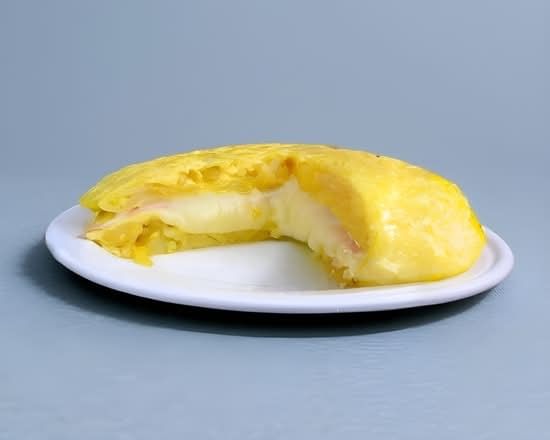 Tortilla Con Queso Suizo / Swiss Cheese Omelette with Home Fries