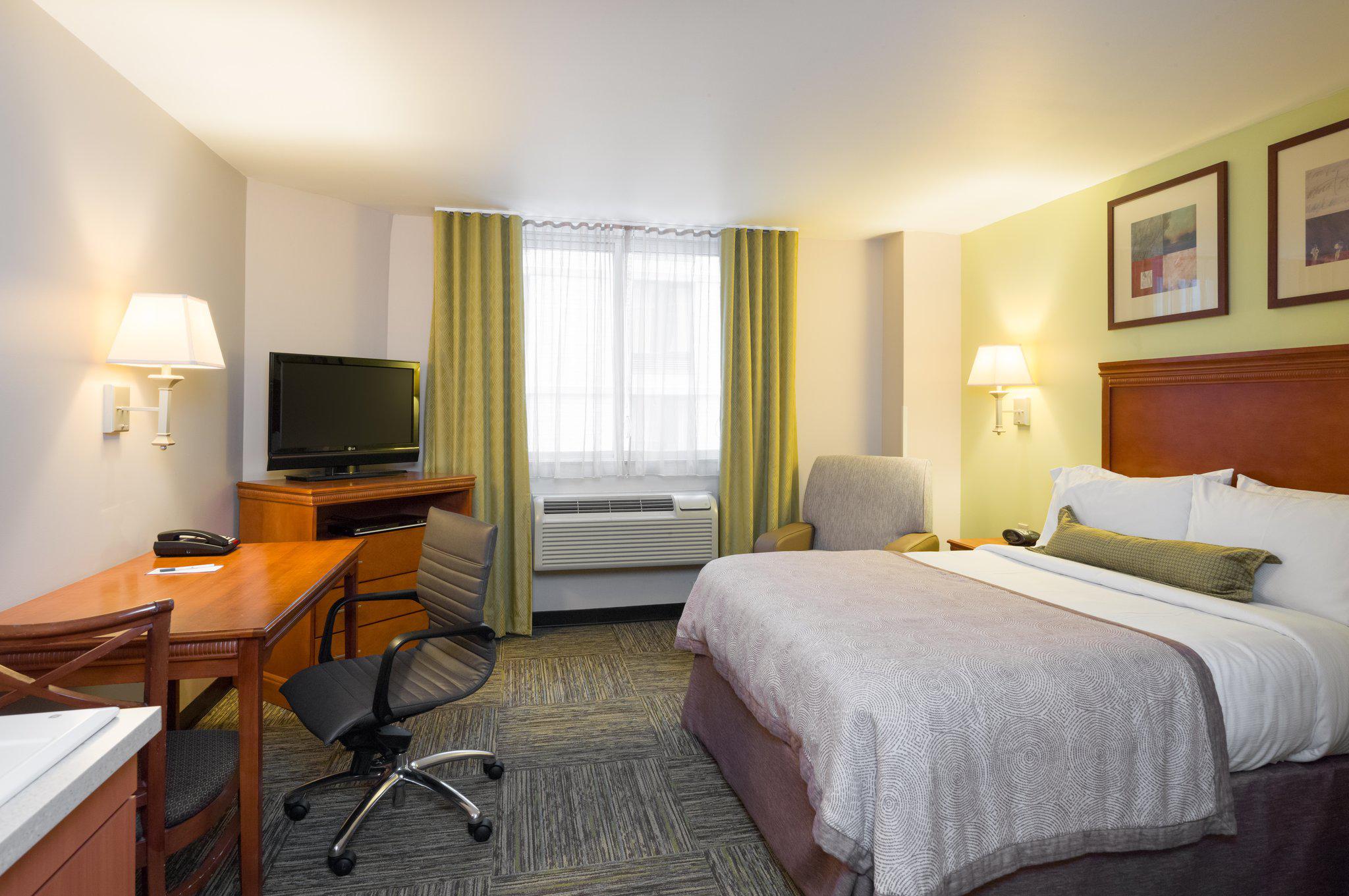 Candlewood Suites New York City- Times Square Photo