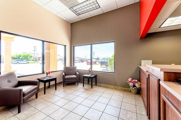 Images Econo Lodge