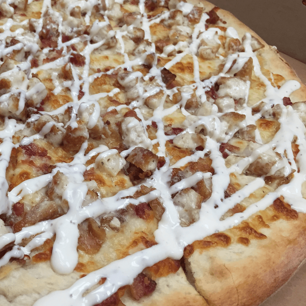 Chicken ranch pizza