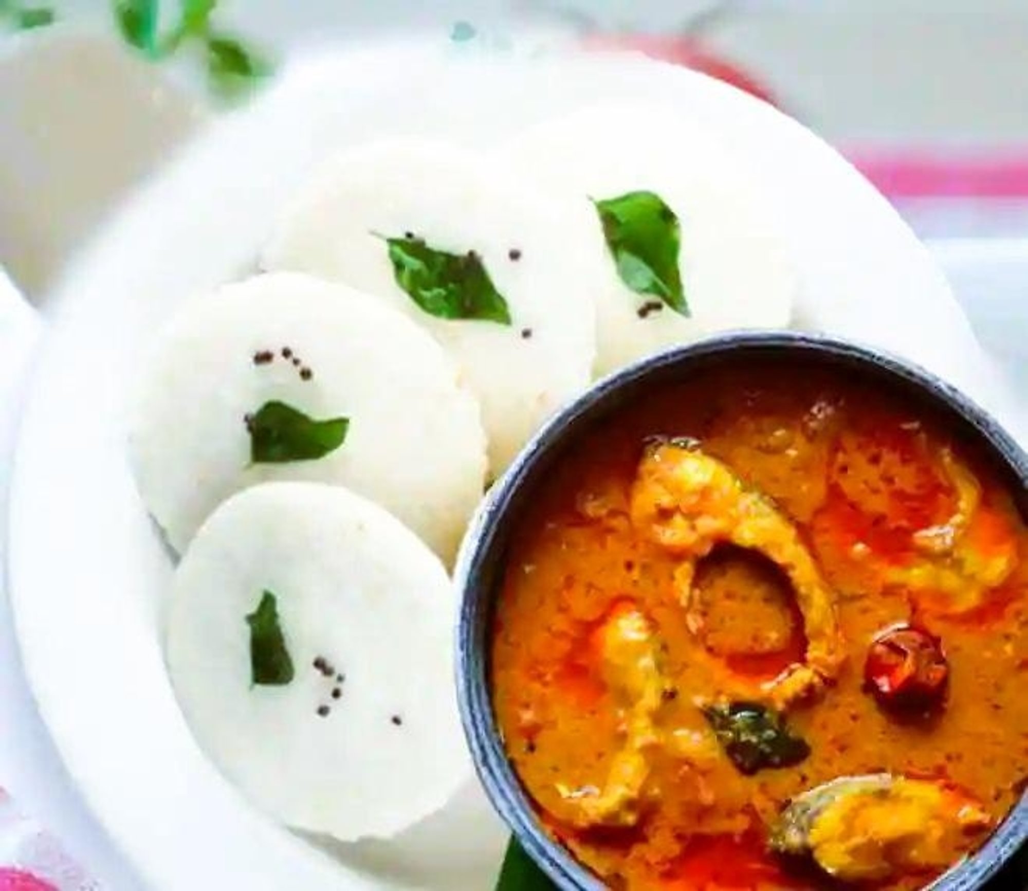 Idli - Fish Curry