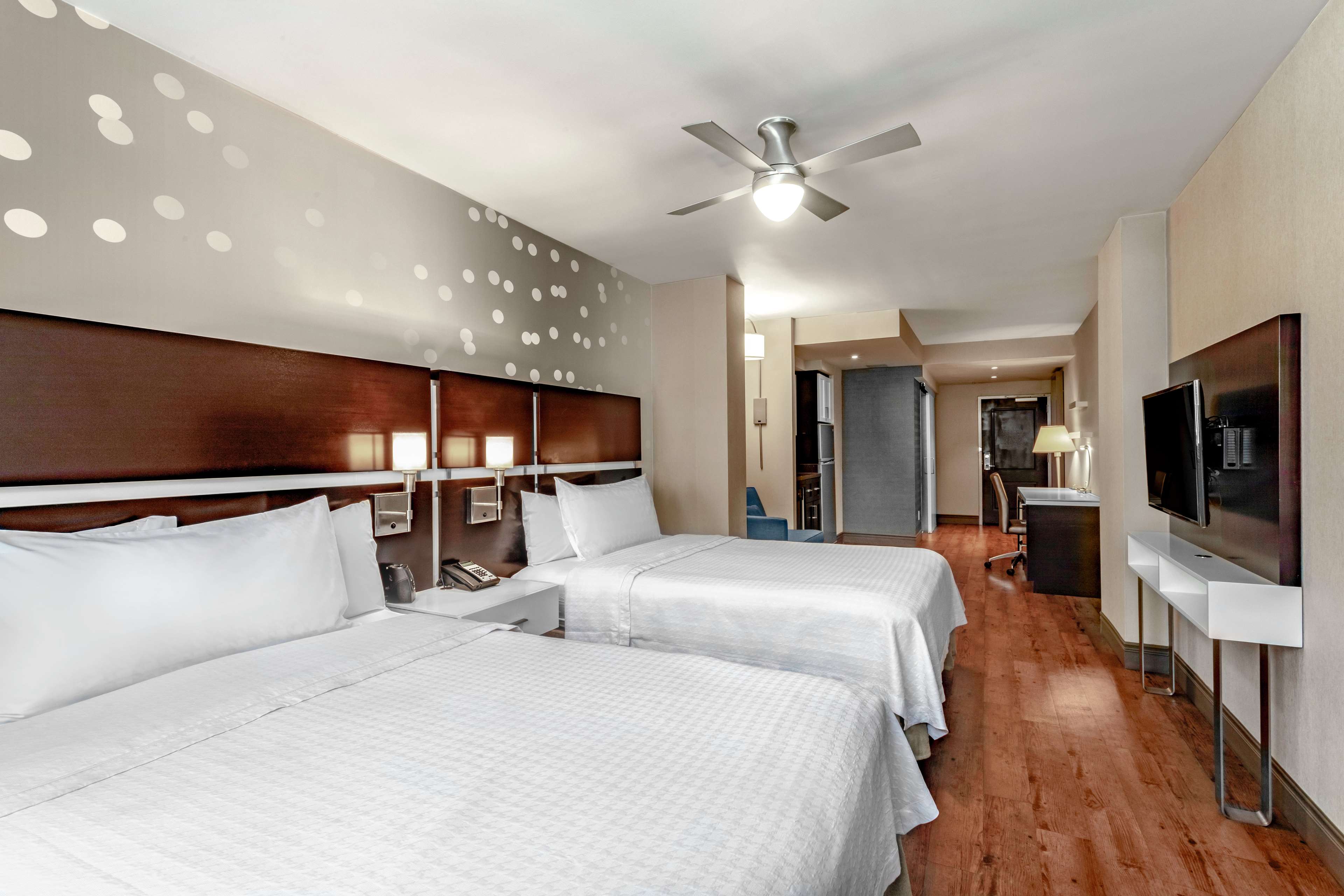 Homewood Suites by Hilton New York/Midtown Manhattan Times Square-South, NY Photo