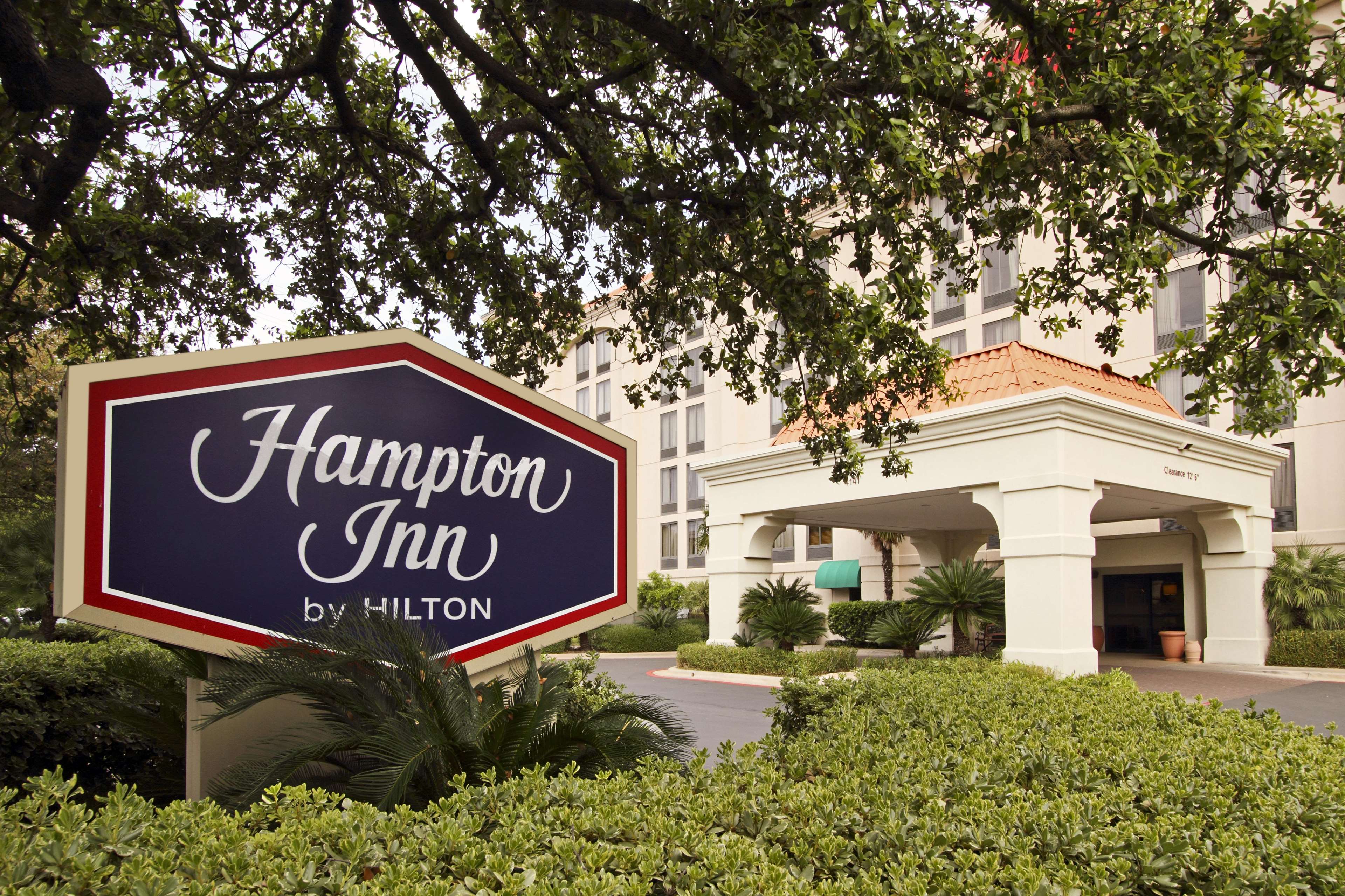 Hampton Inn Austin/Airport Area South Photo