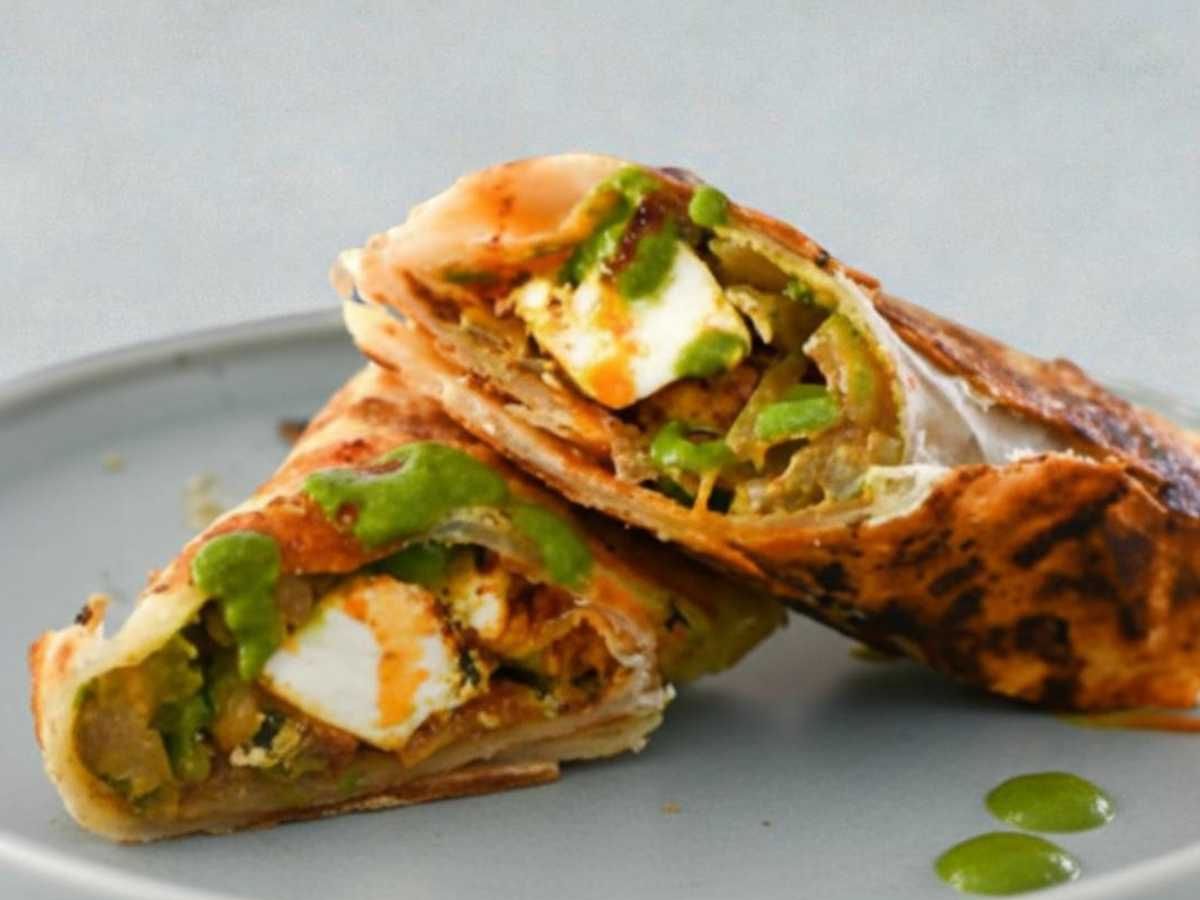 Chili Paneer Roll