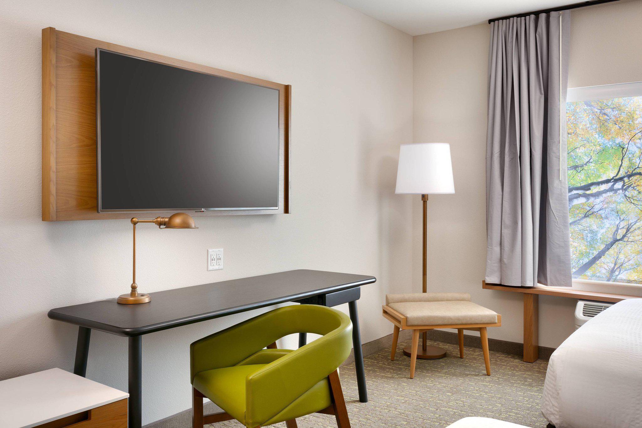 Fairfield Inn & Suites by Marriott Denver West/Federal Center Photo