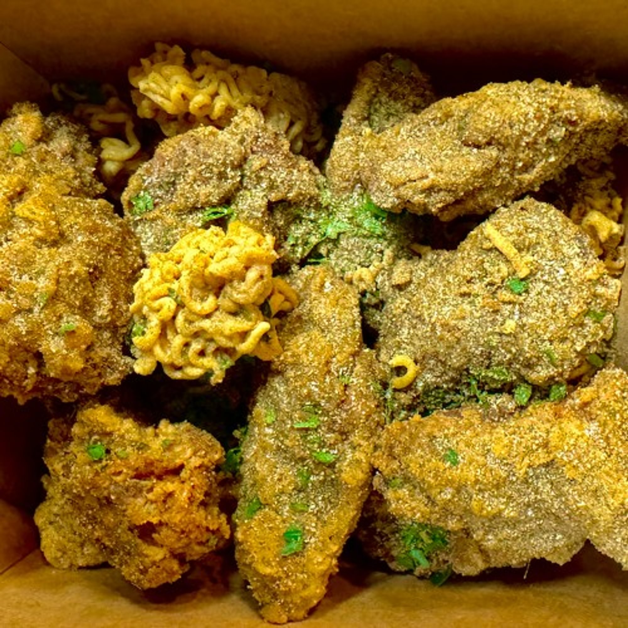Double Crunch Fried Chicken Wings