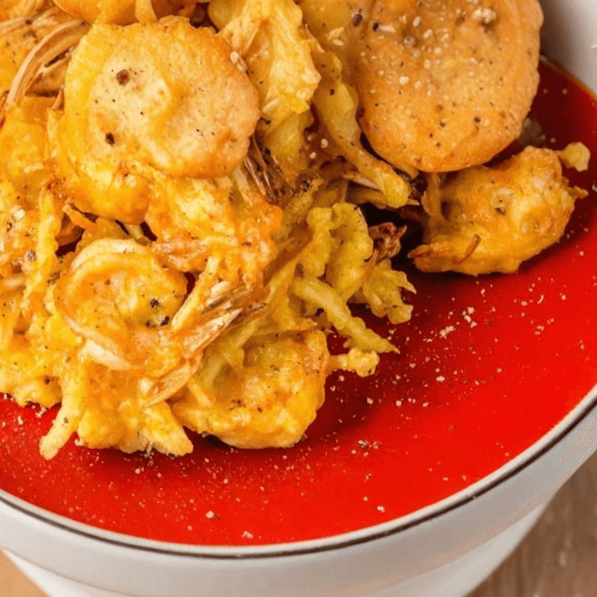 7. Fried Sweet Potato Shrimp Cake / Khoai Lang Chiên Tôm