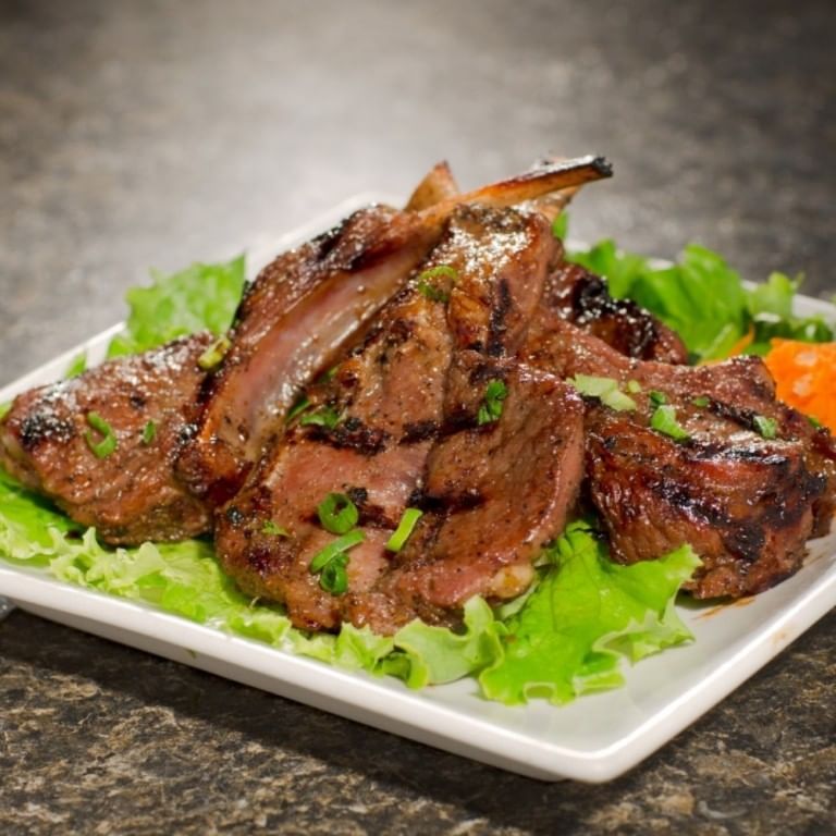 Lamb Chops with Onion (3) (Cuu Nuong)