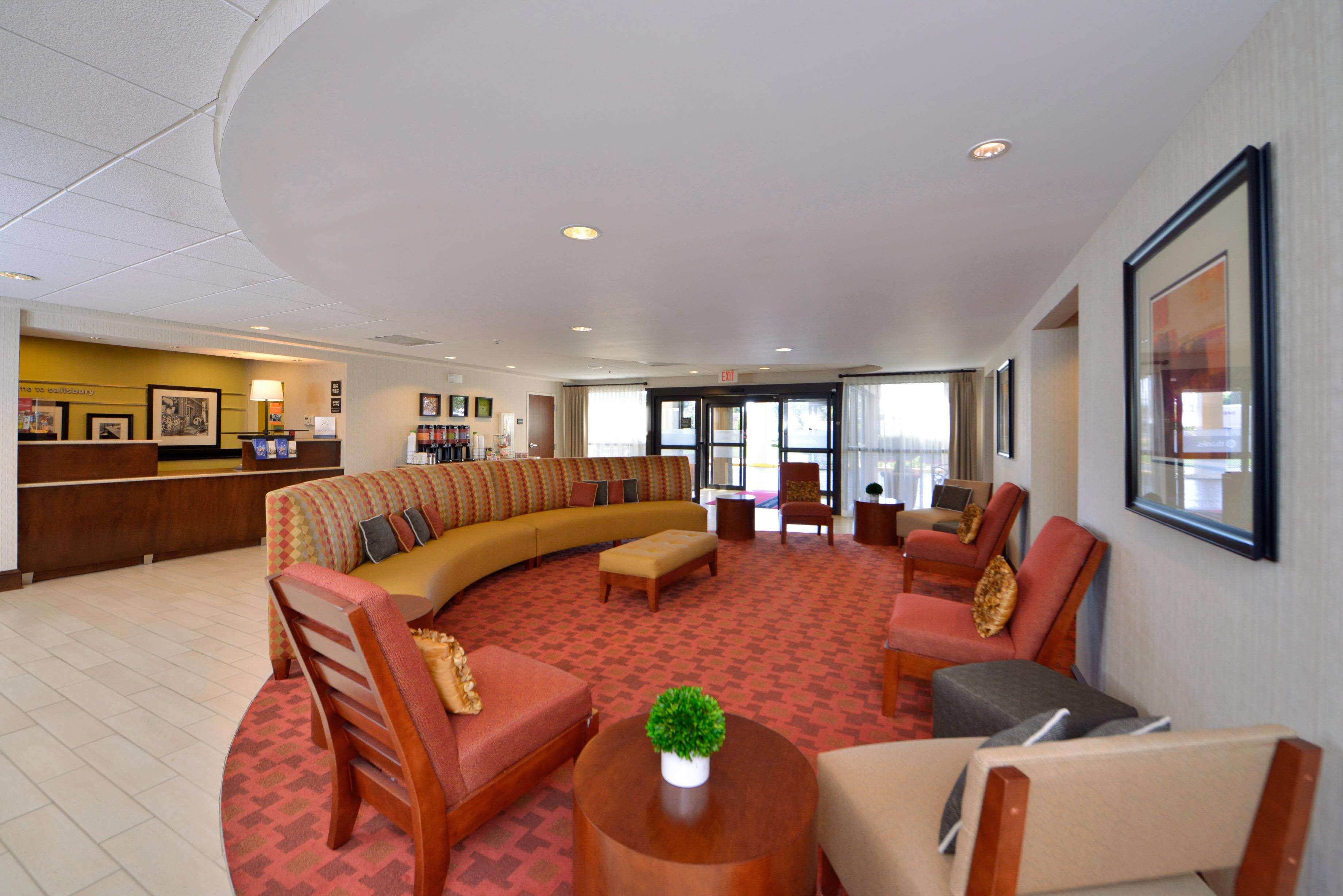 Hampton Inn Salisbury Photo