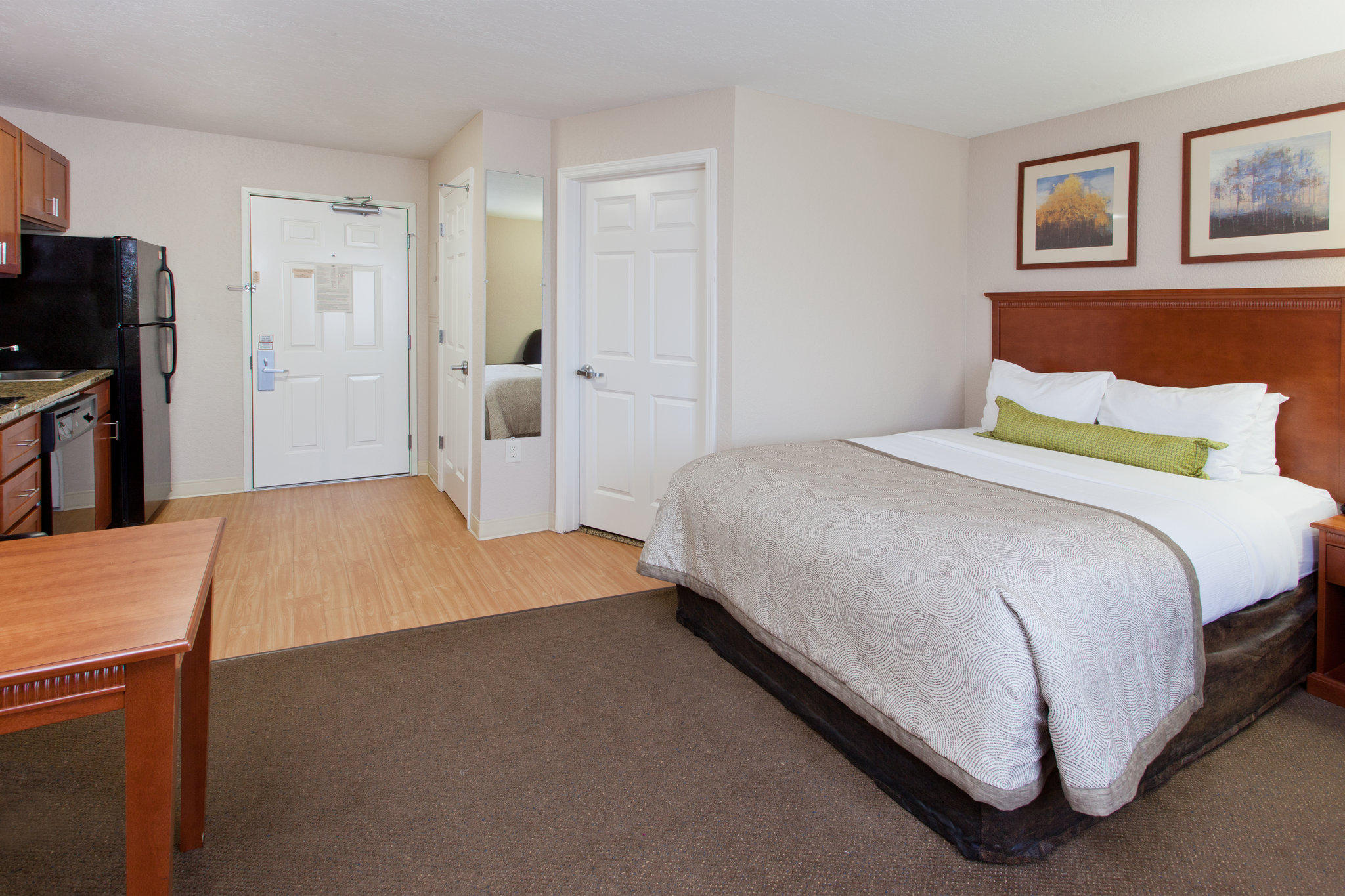 Candlewood Suites Lexington Photo