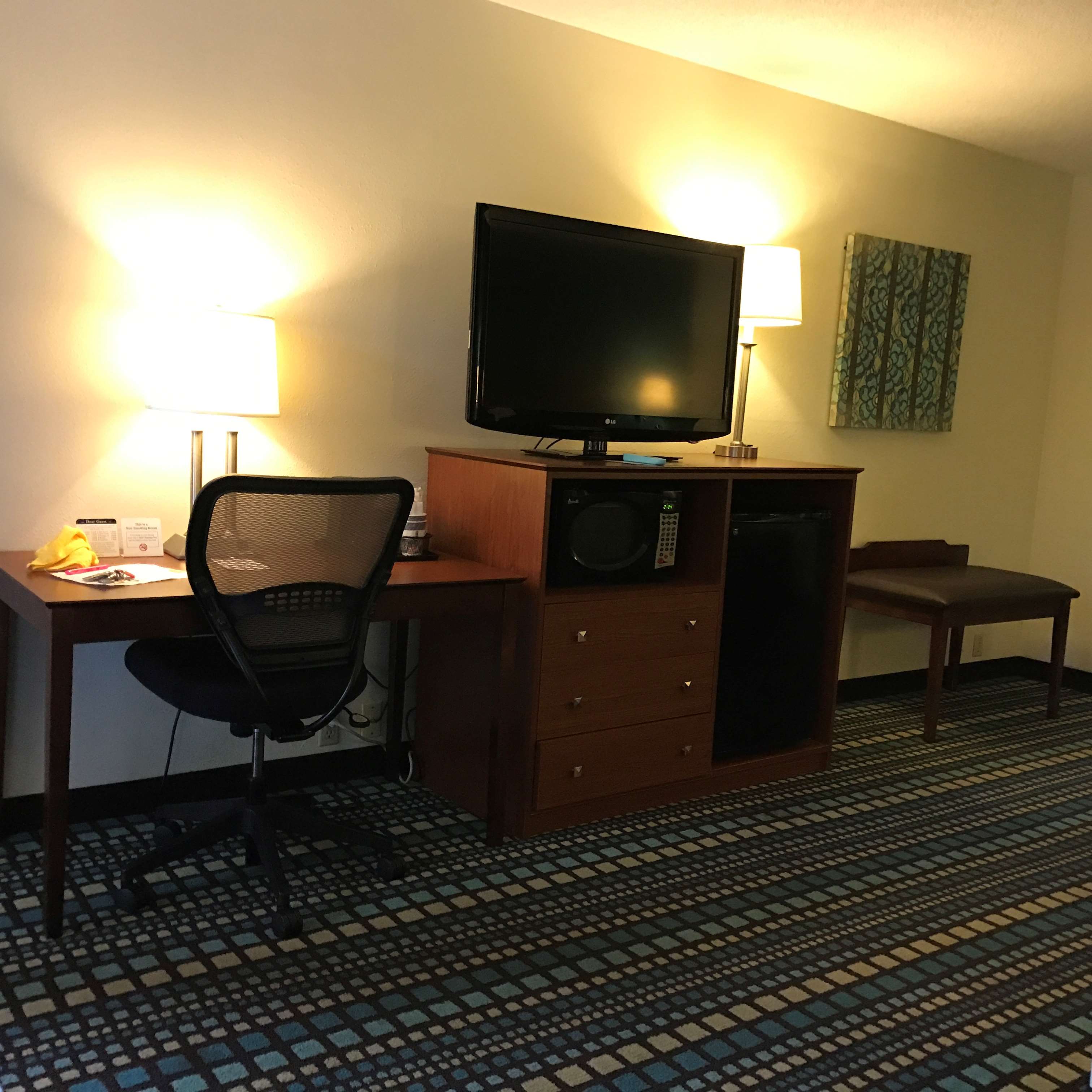 Best Western Tallahassee-Downtown Inn & Suites Photo