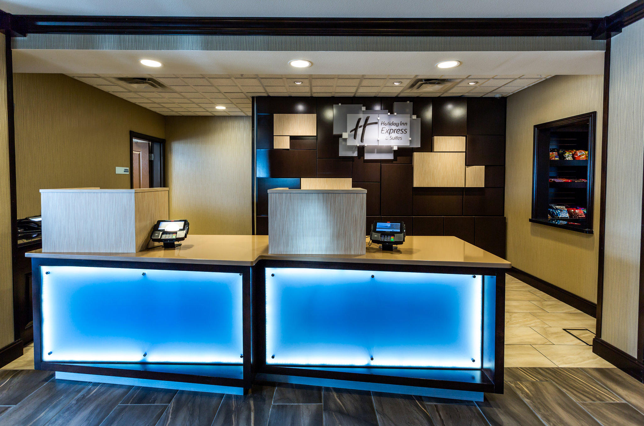 Holiday Inn Express & Suites Billings West Photo