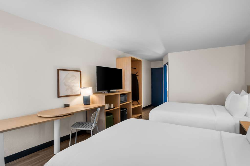 Spark by Hilton Richardson Dallas Image