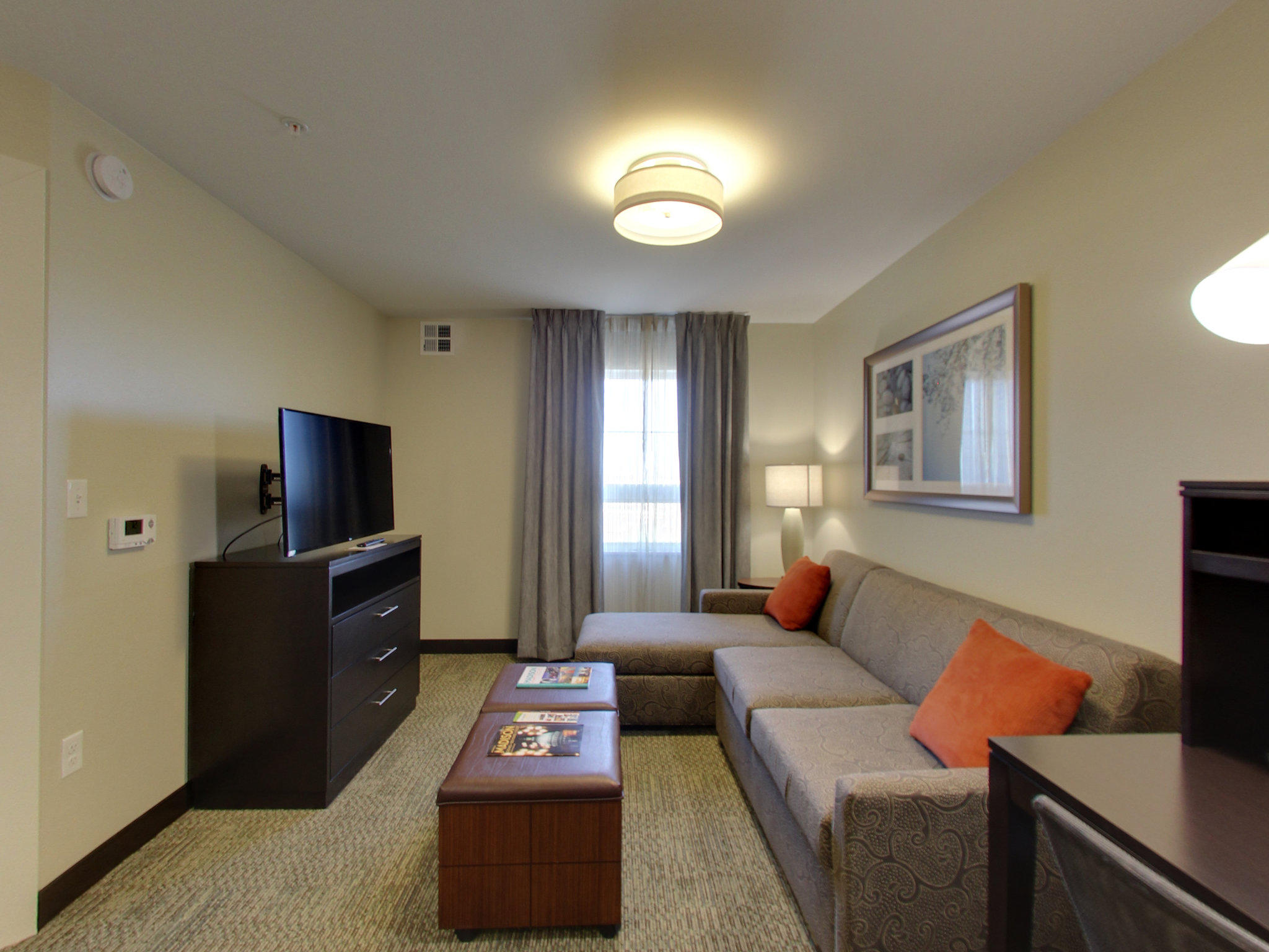 Staybridge Suites Madison - Fitchburg Photo