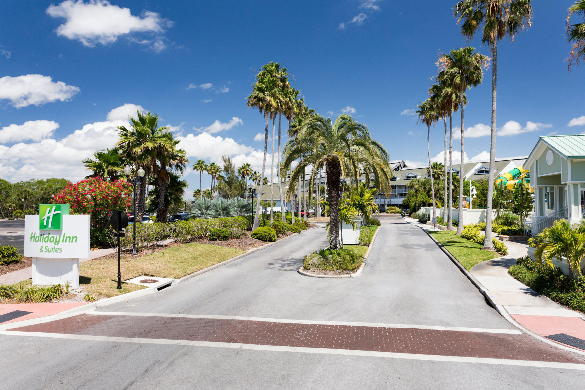 Holiday Inn & Suites Clearwater Beach S-Harbourside Photo