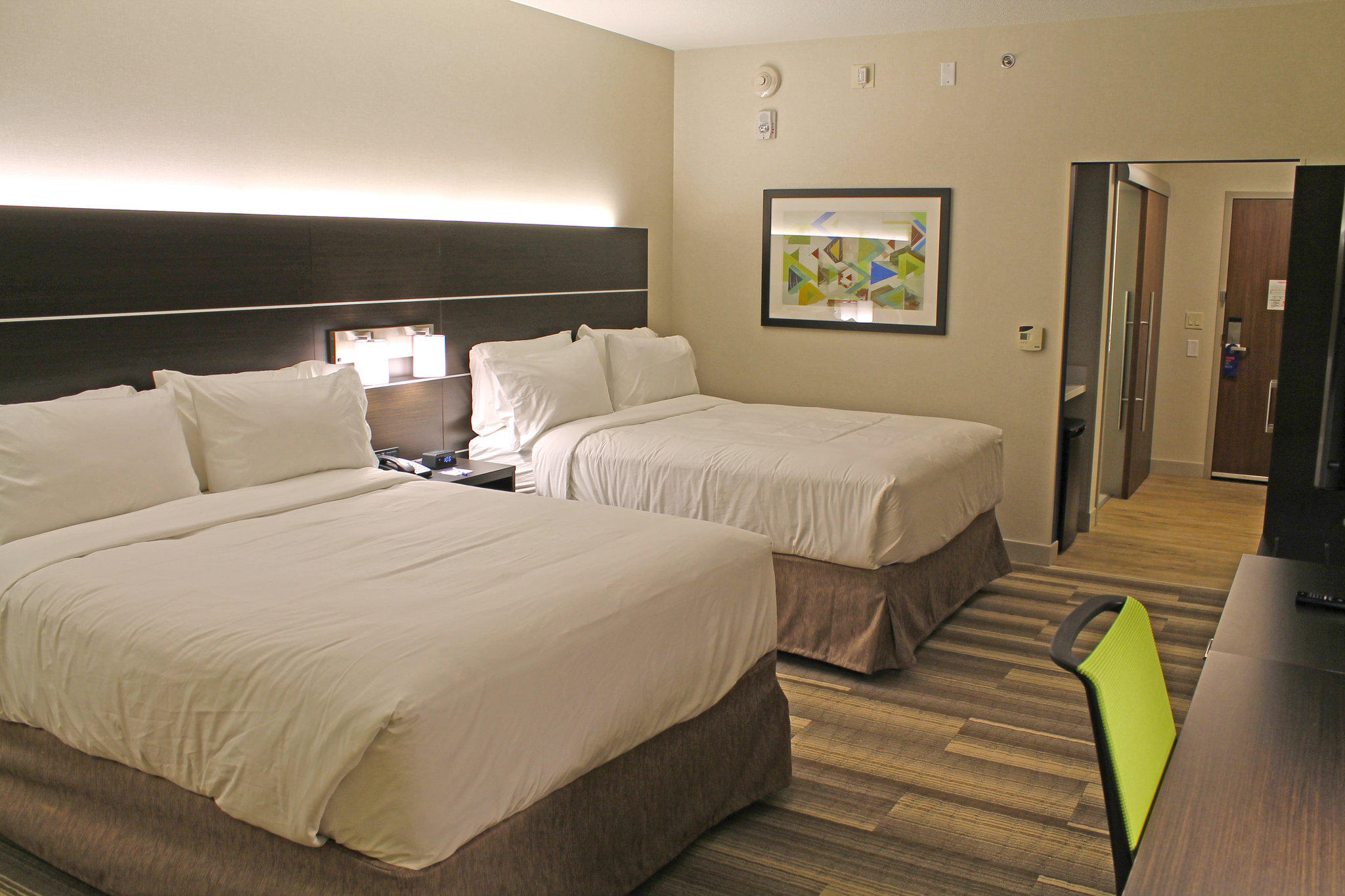 Holiday Inn Express & Suites St. Louis South - I-55 Photo