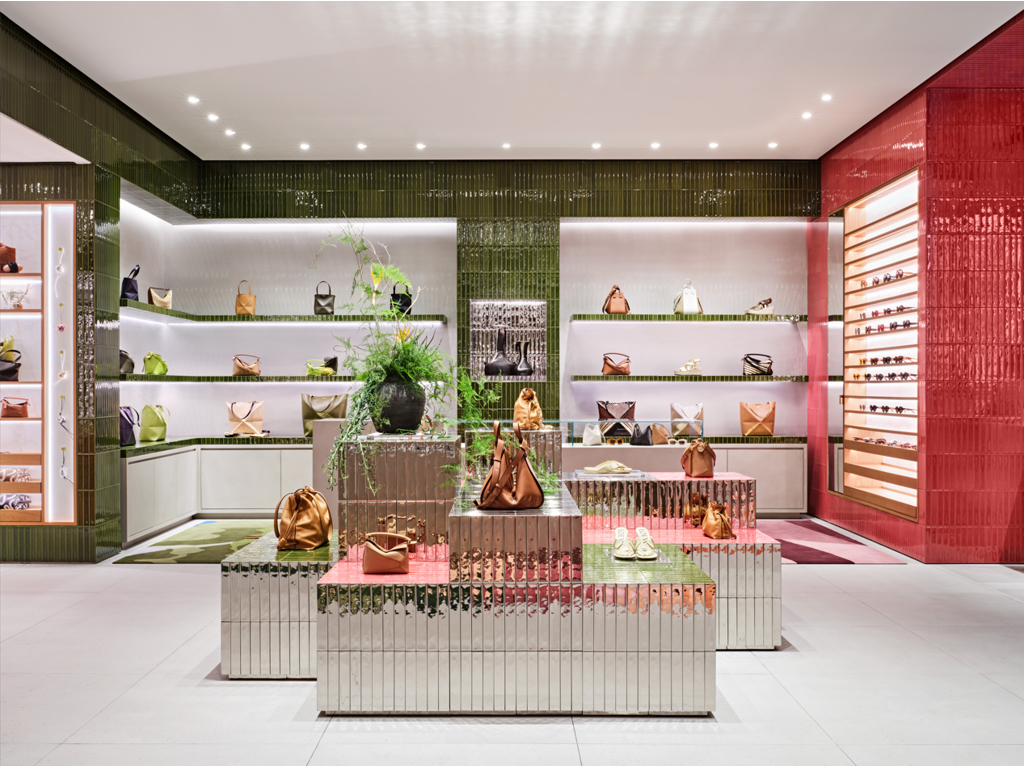 LOEWE Copley Place Image