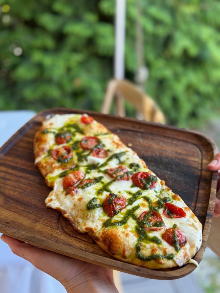 Margherita Flatbread