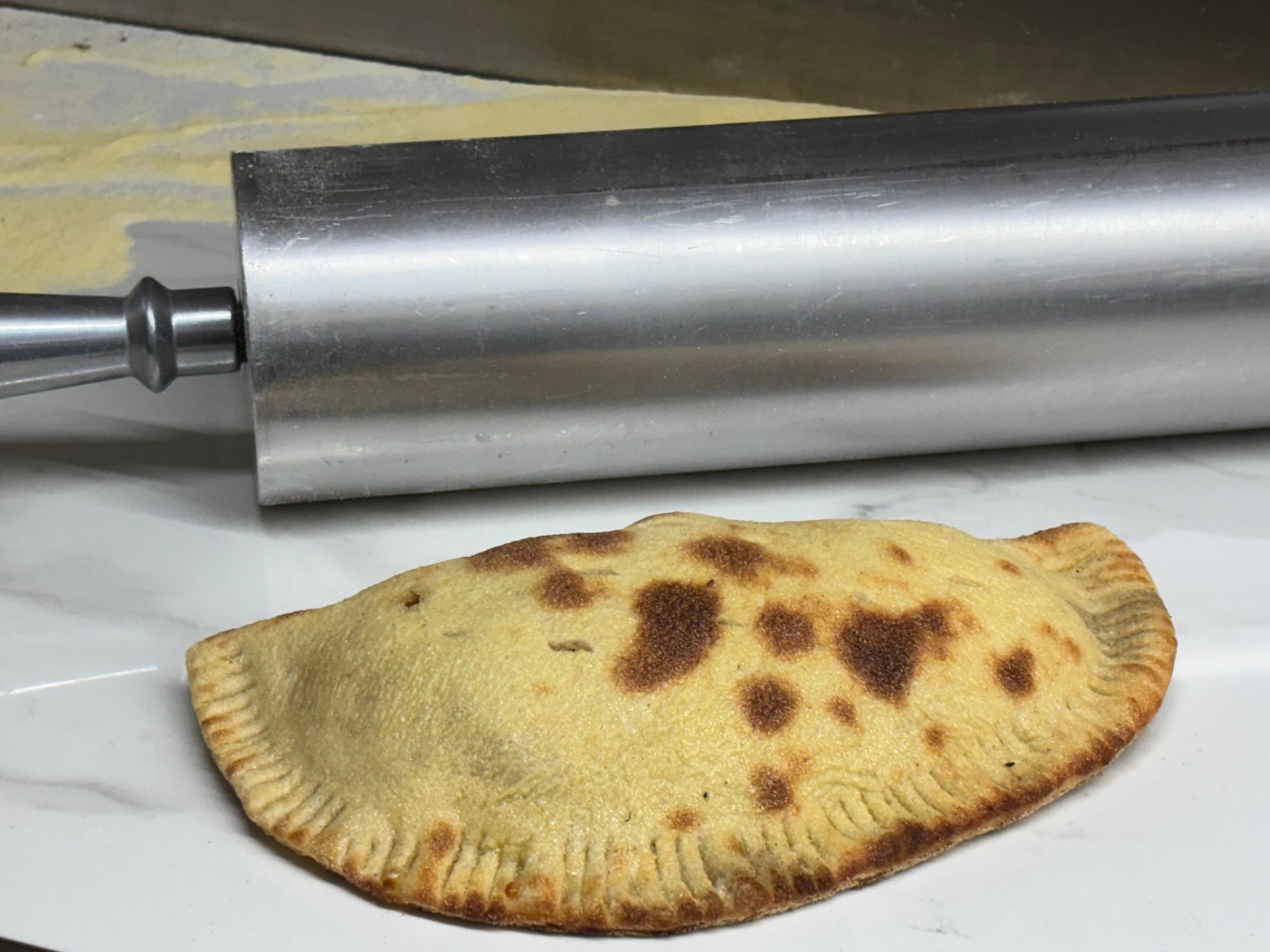 Mama Dolores Calzone