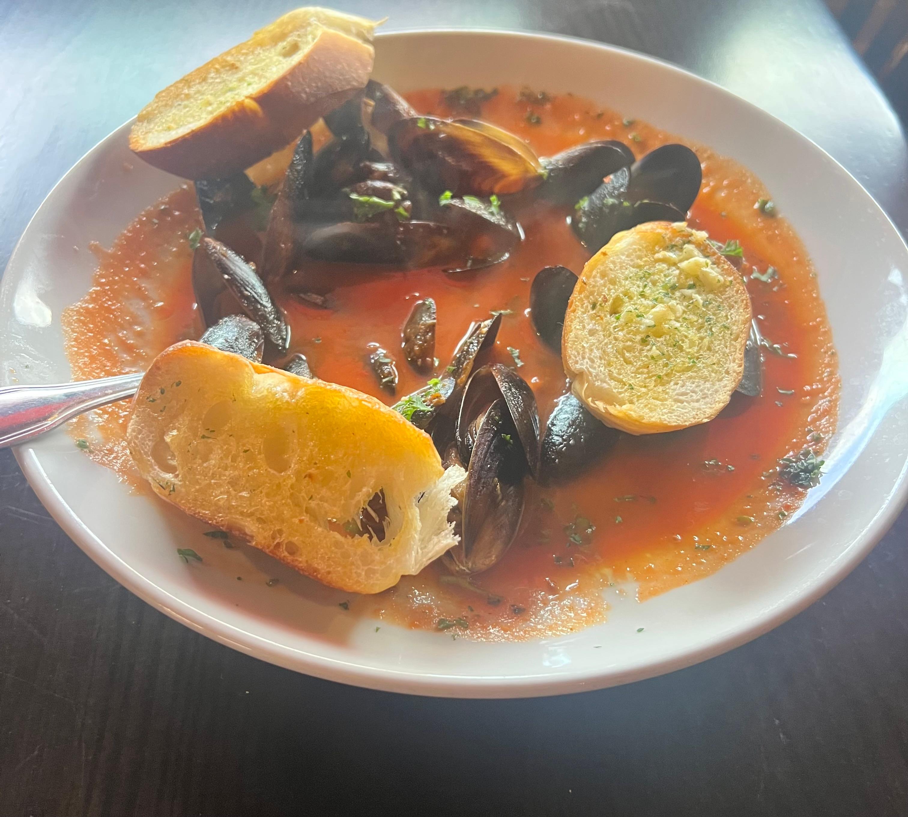 Mussels Diavolo