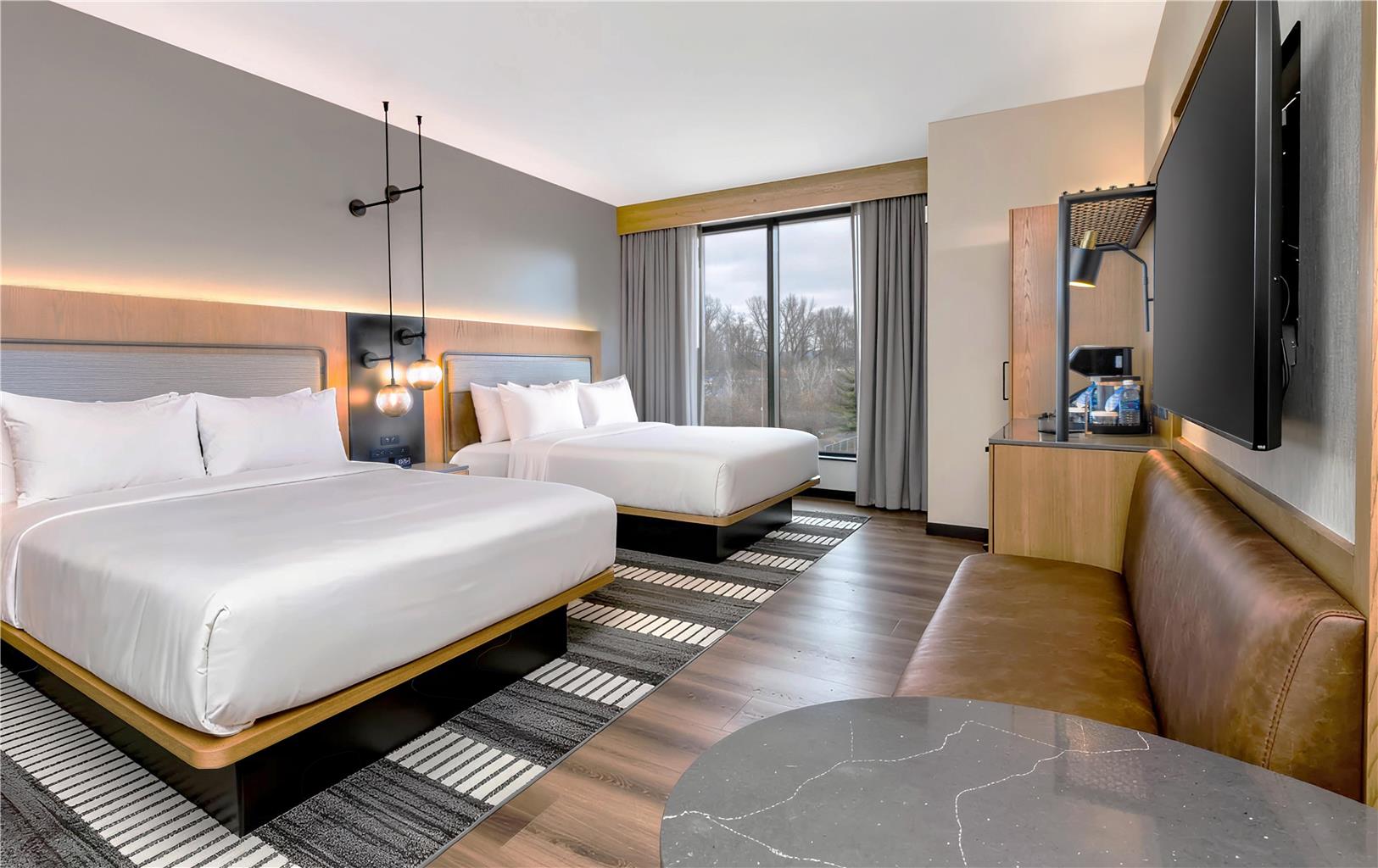 The Key Hotel Dubuque, Tapestry Collection by Hilton Image