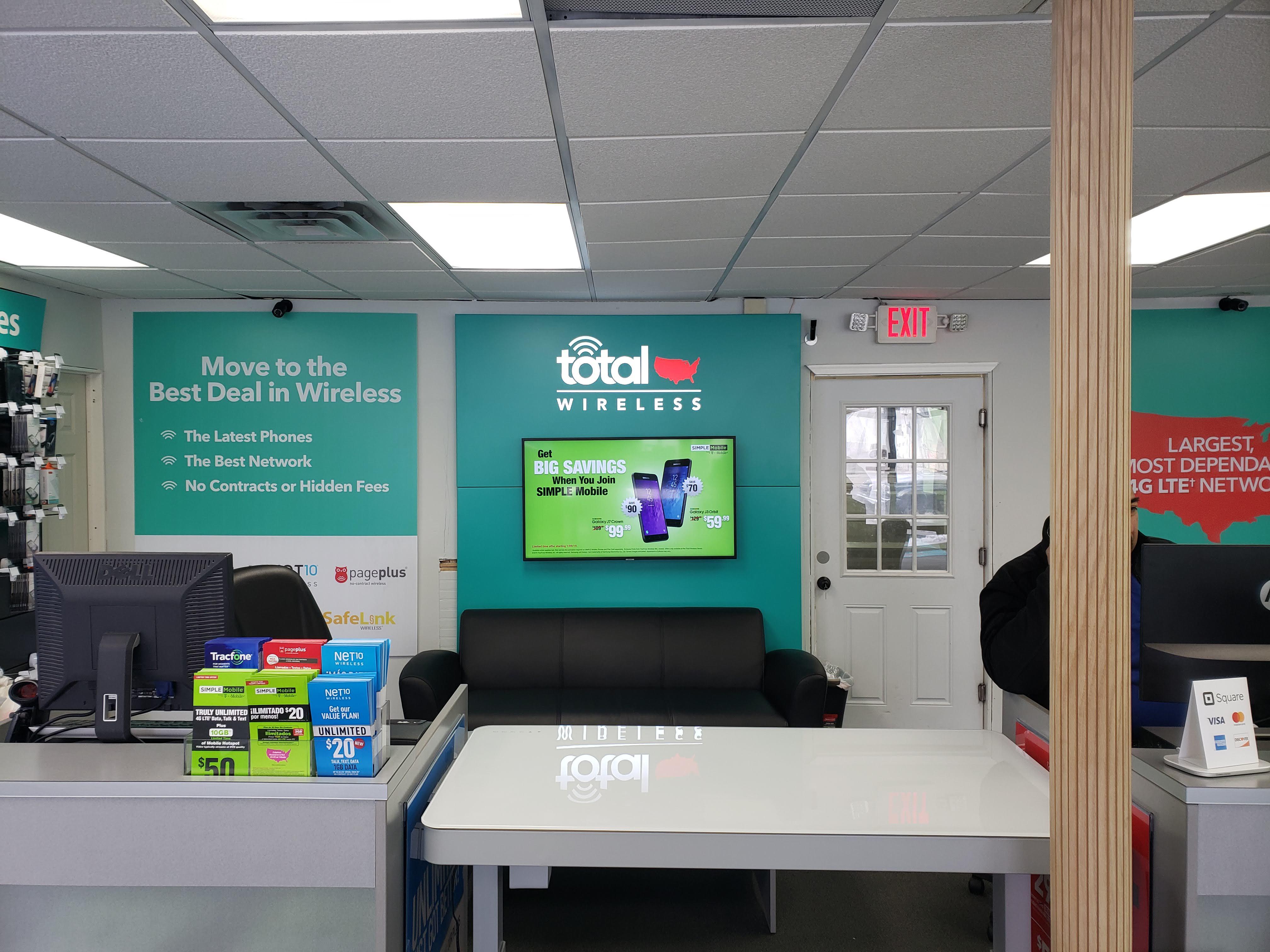 Total Wireless Store Photo