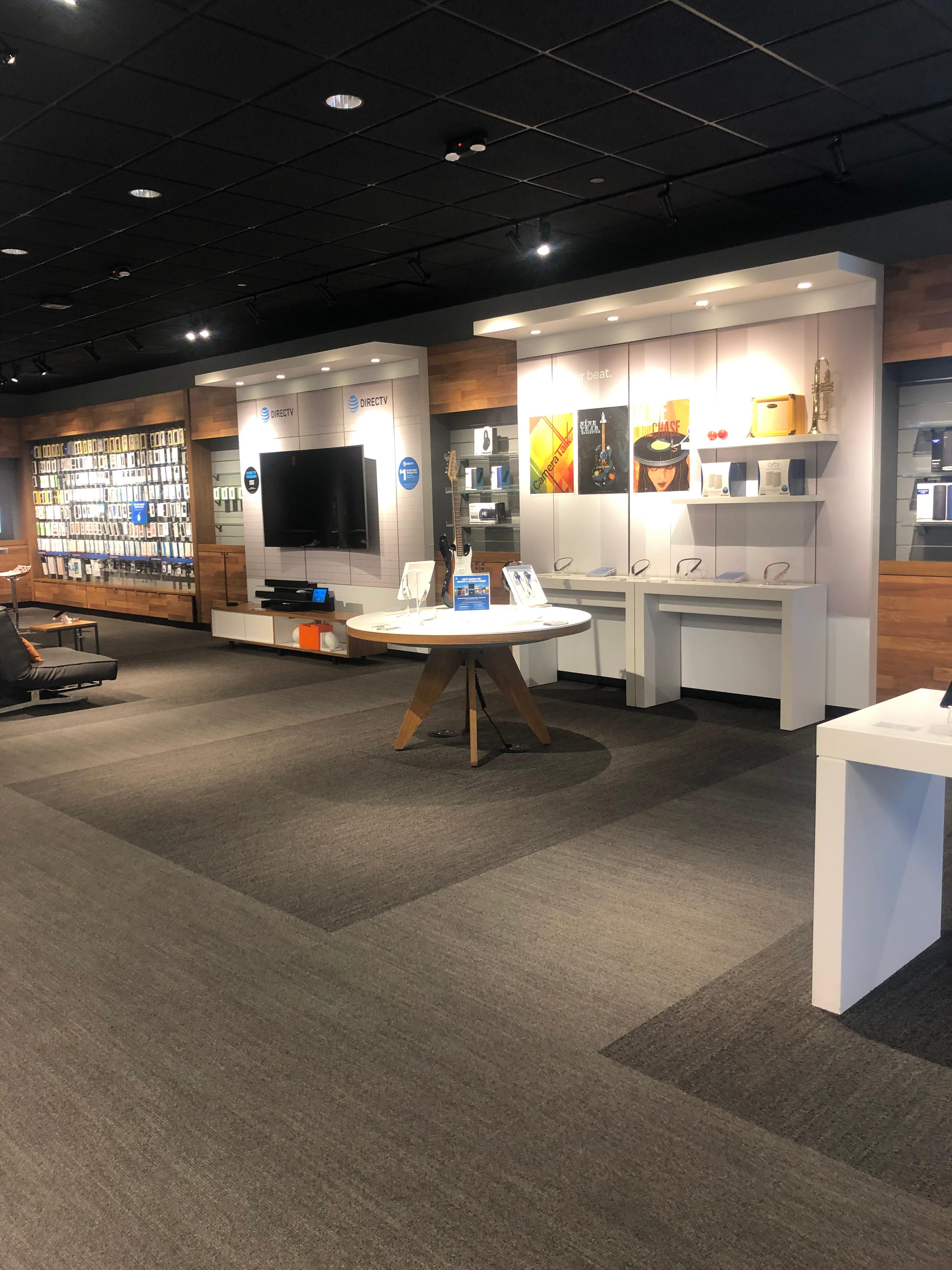 AT&T Store Photo