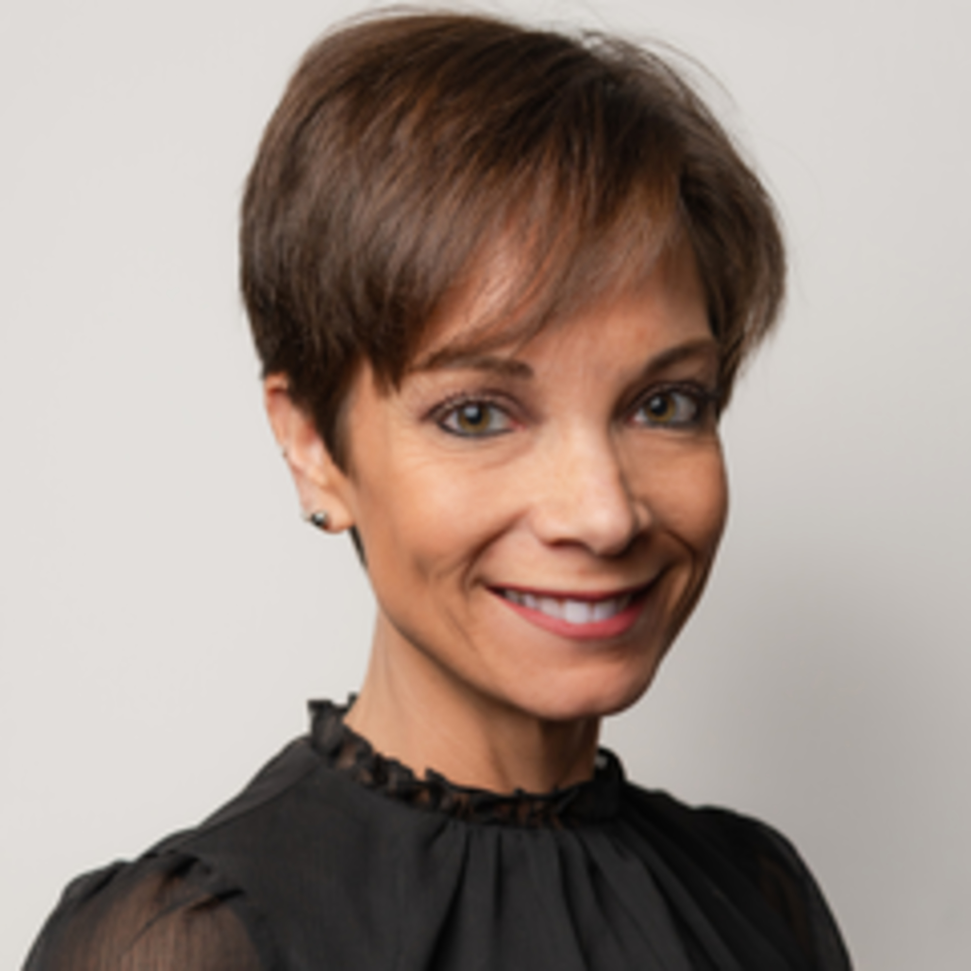 Edward Jones - Financial Advisor: Lacey Sheets
