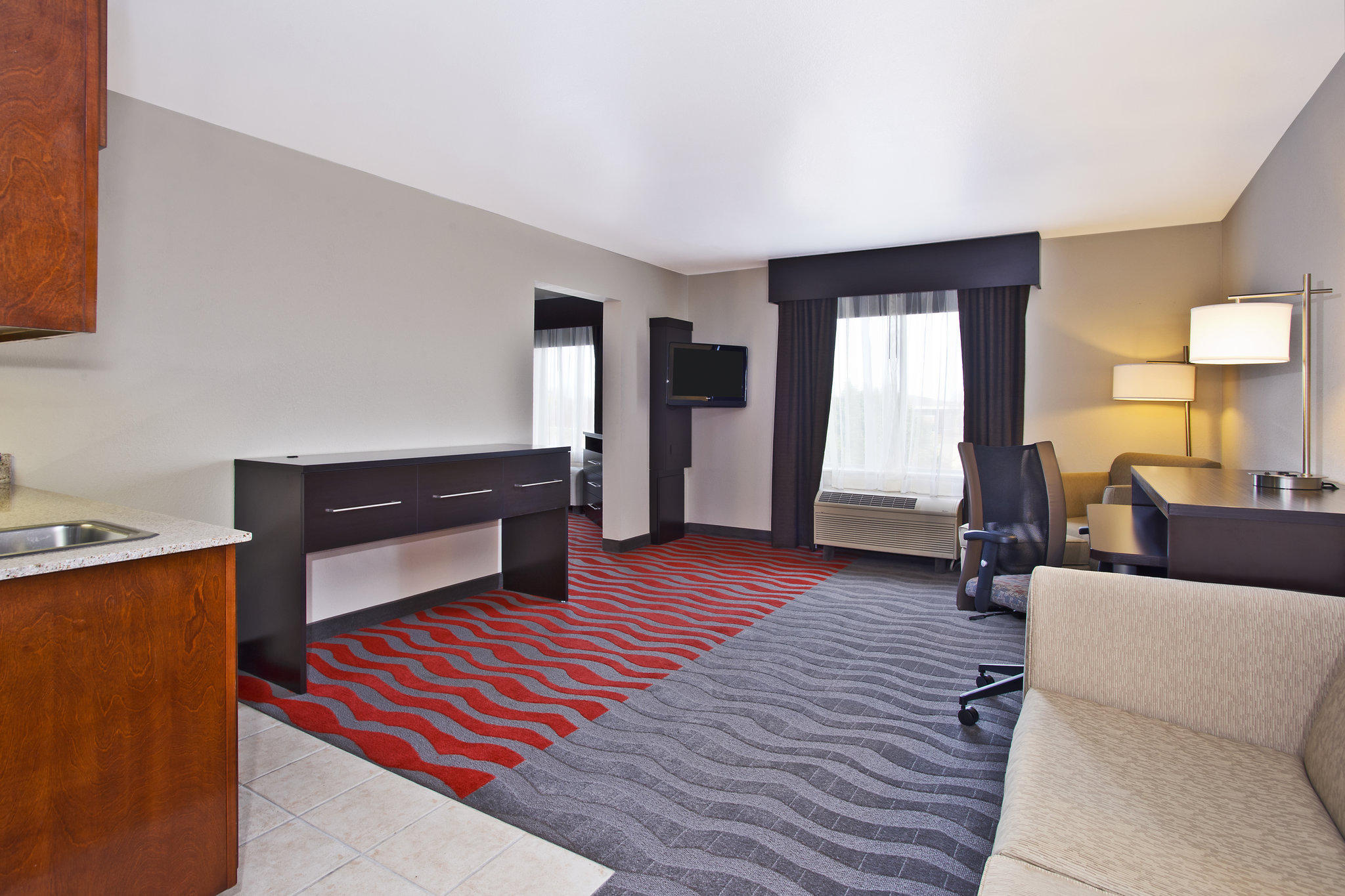 Holiday Inn Express & Suites Columbus SE - Groveport Photo