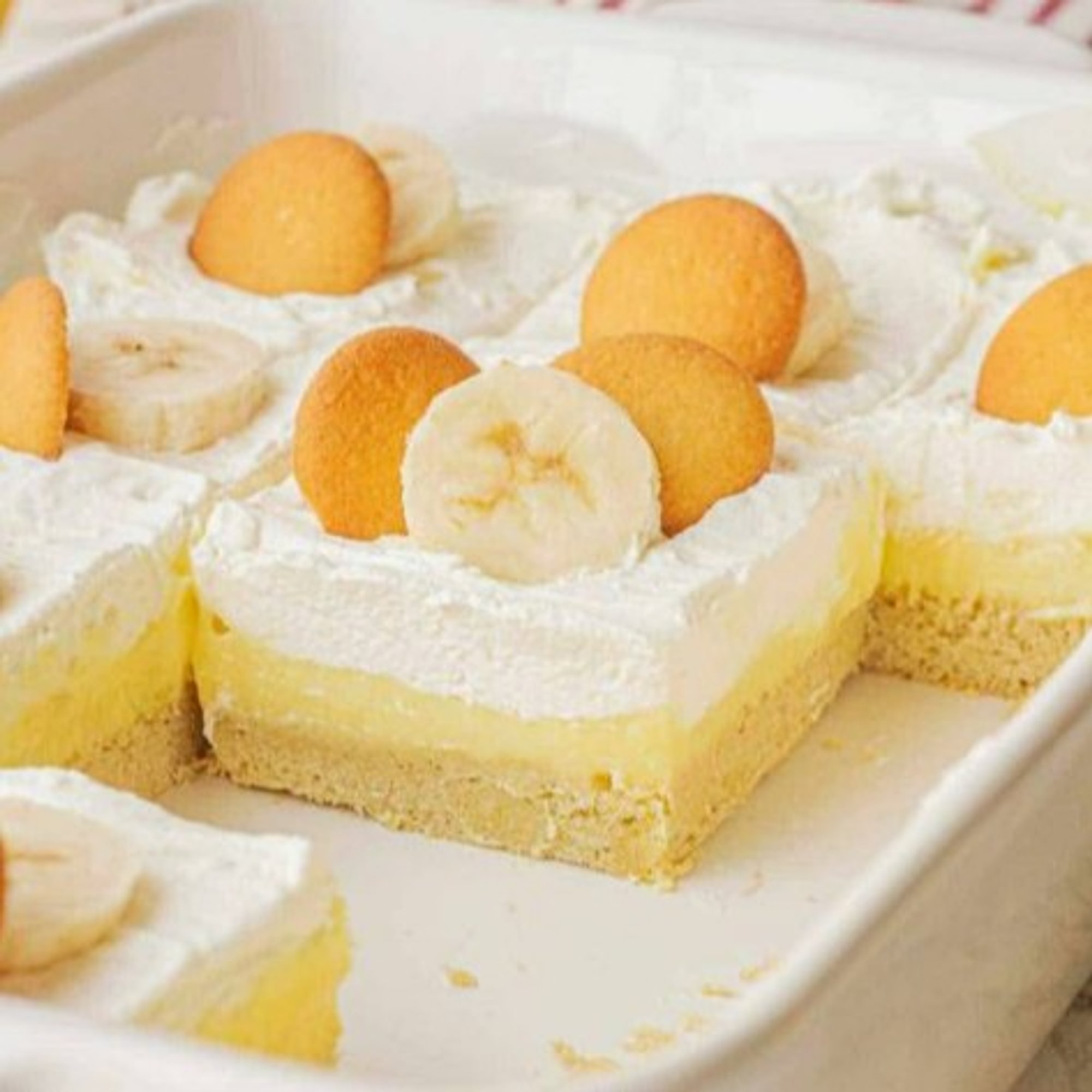Banana Pudding Cream Cake