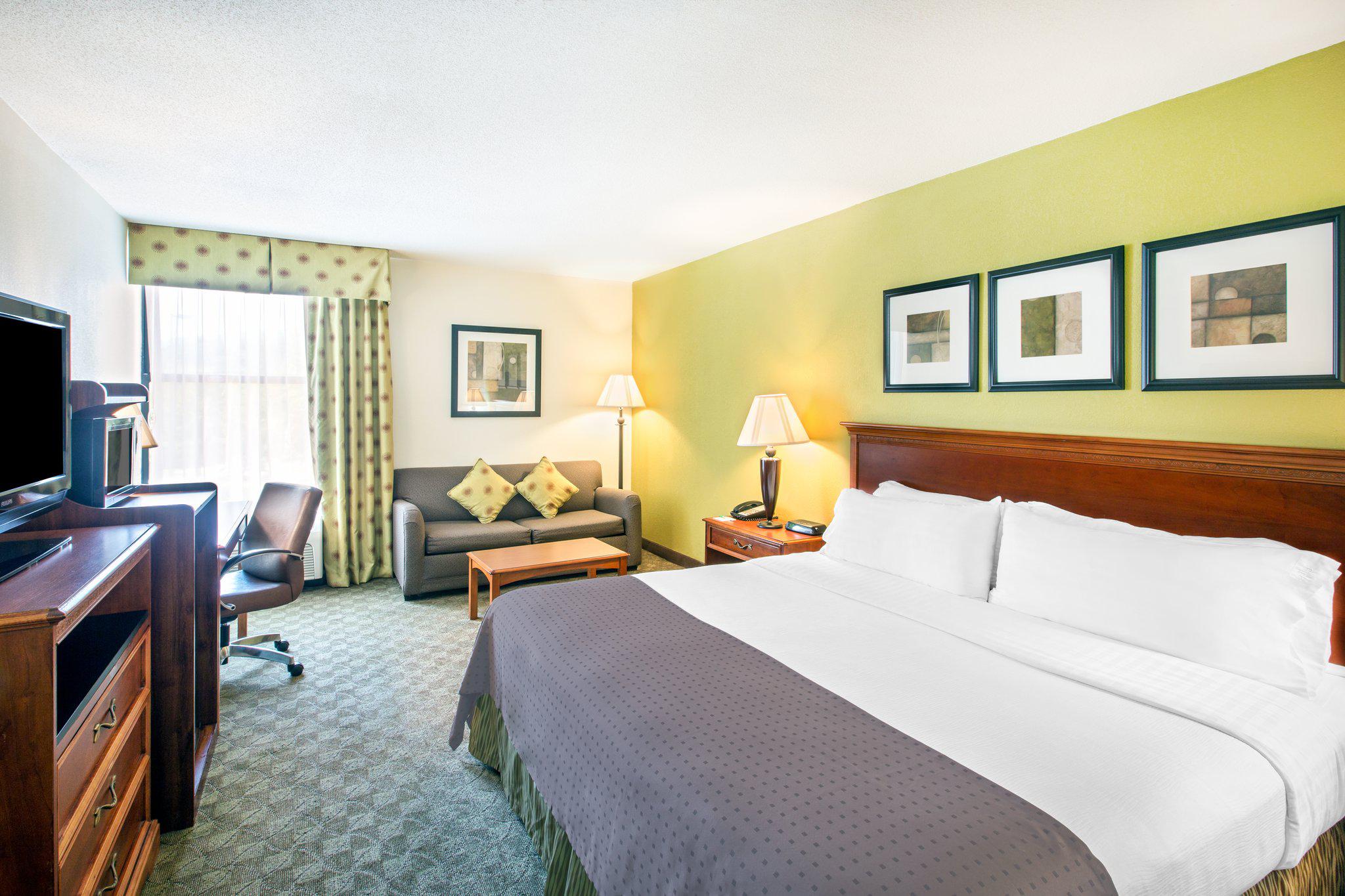 Holiday Inn Roanoke-Tanglewood-Rt 419&I581 Photo