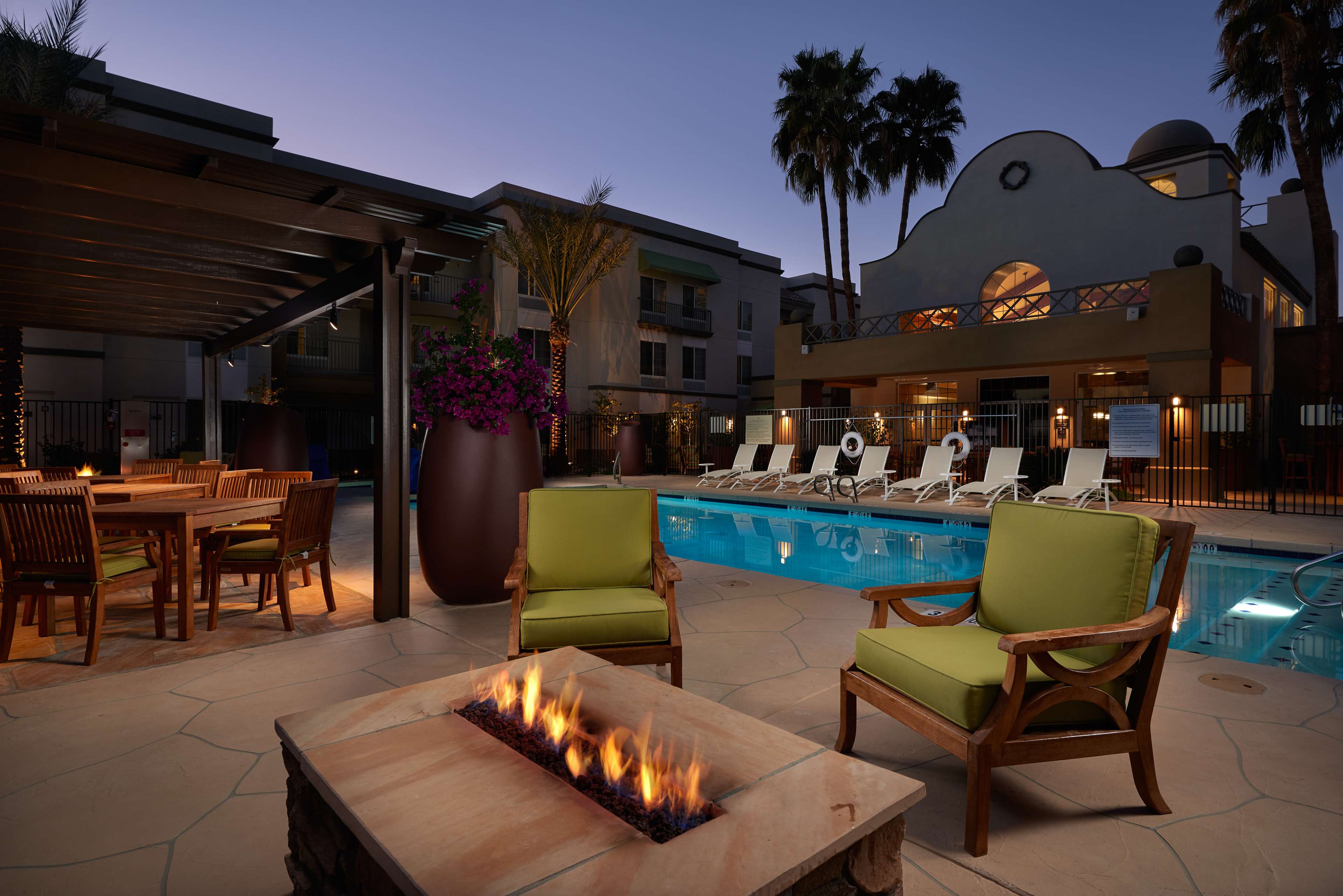 Hampton Inn & Suites Phoenix/Scottsdale Photo