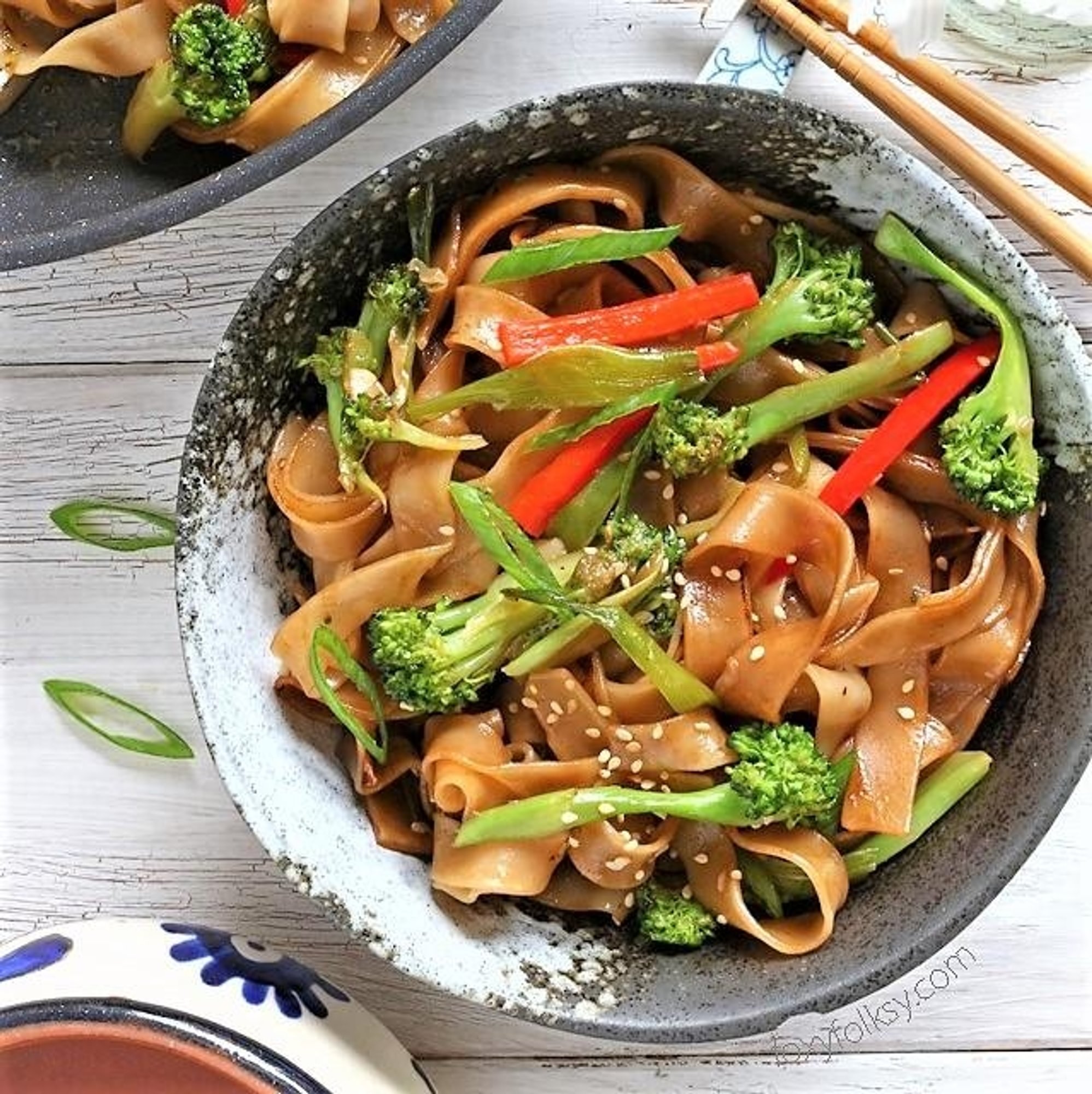 Vegetable Chow Fun 什菜炒河粉