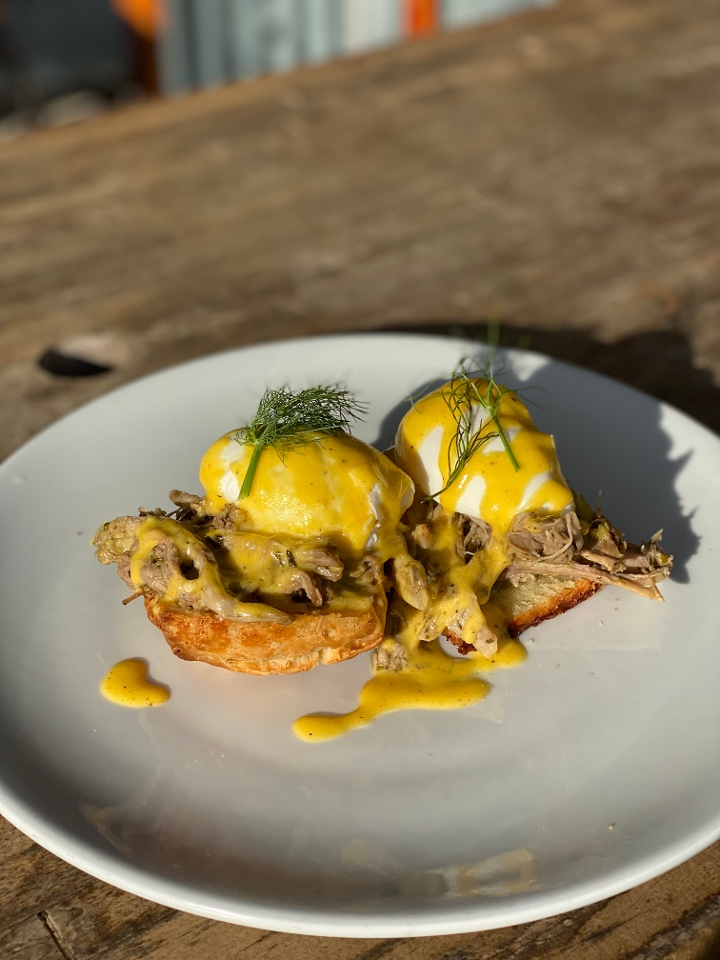 Pulled Pork Benedict