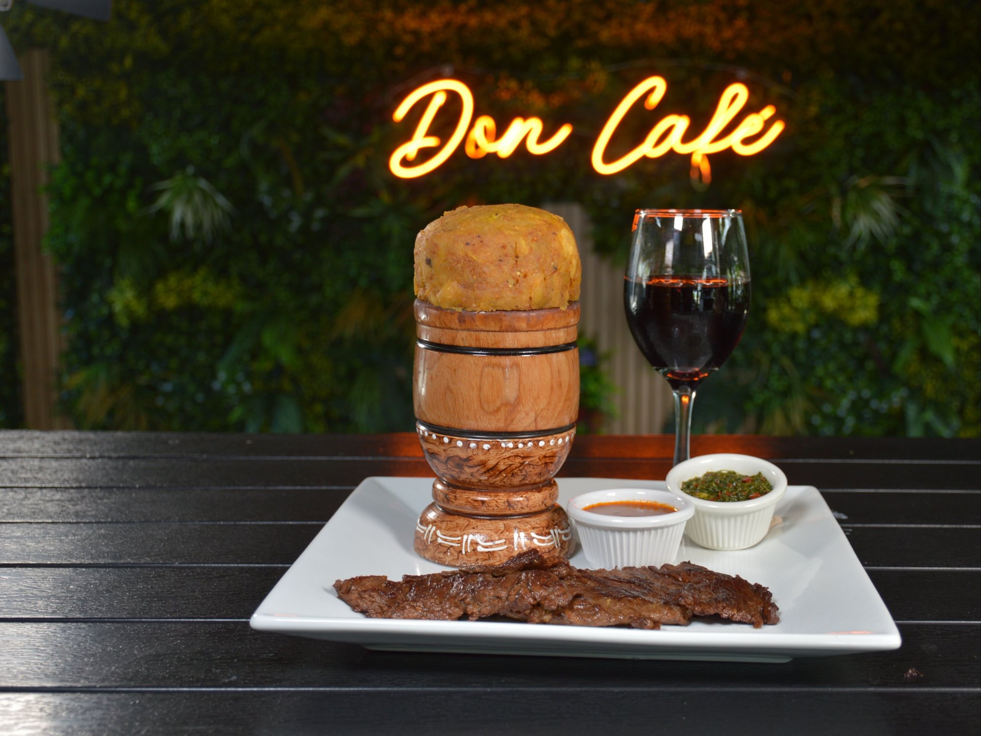 Mofongo Con Churrasco 12oz