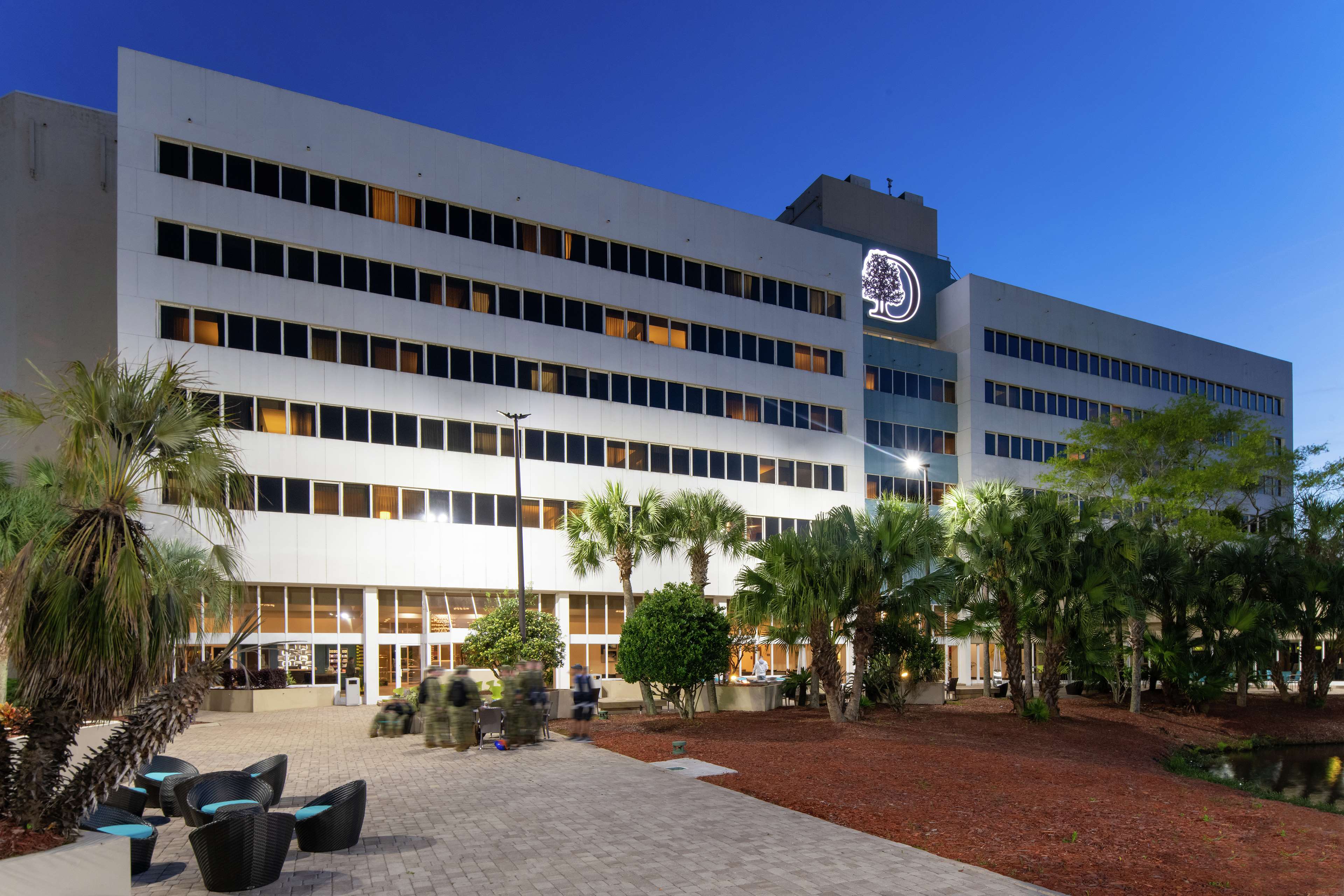 DoubleTree by Hilton Hotel Jacksonville Airport Photo