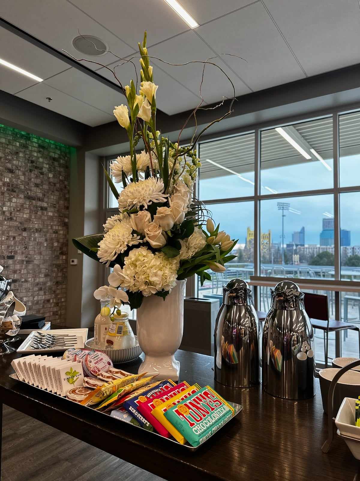 Arden Park Florist & Gift Gallery Image