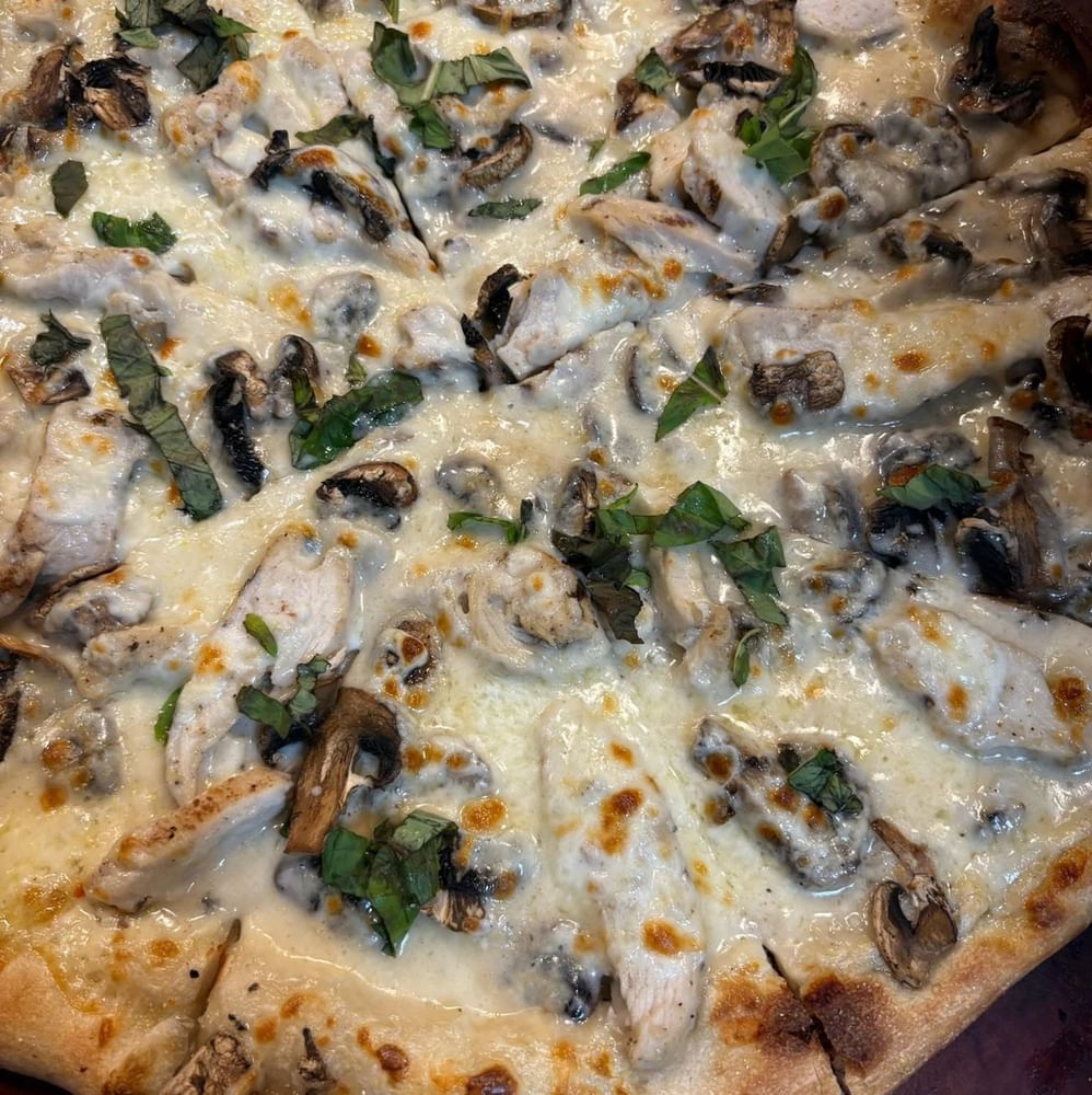Chicken Alfredo Pizza