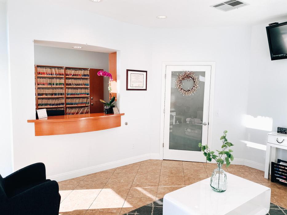 Lake Forest Dental Health Care Image