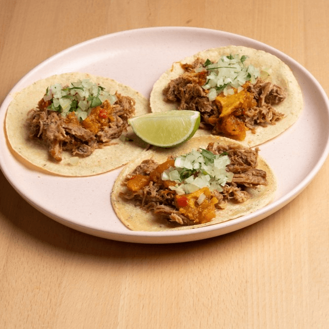 Tacos de Carnitas de Cerdo