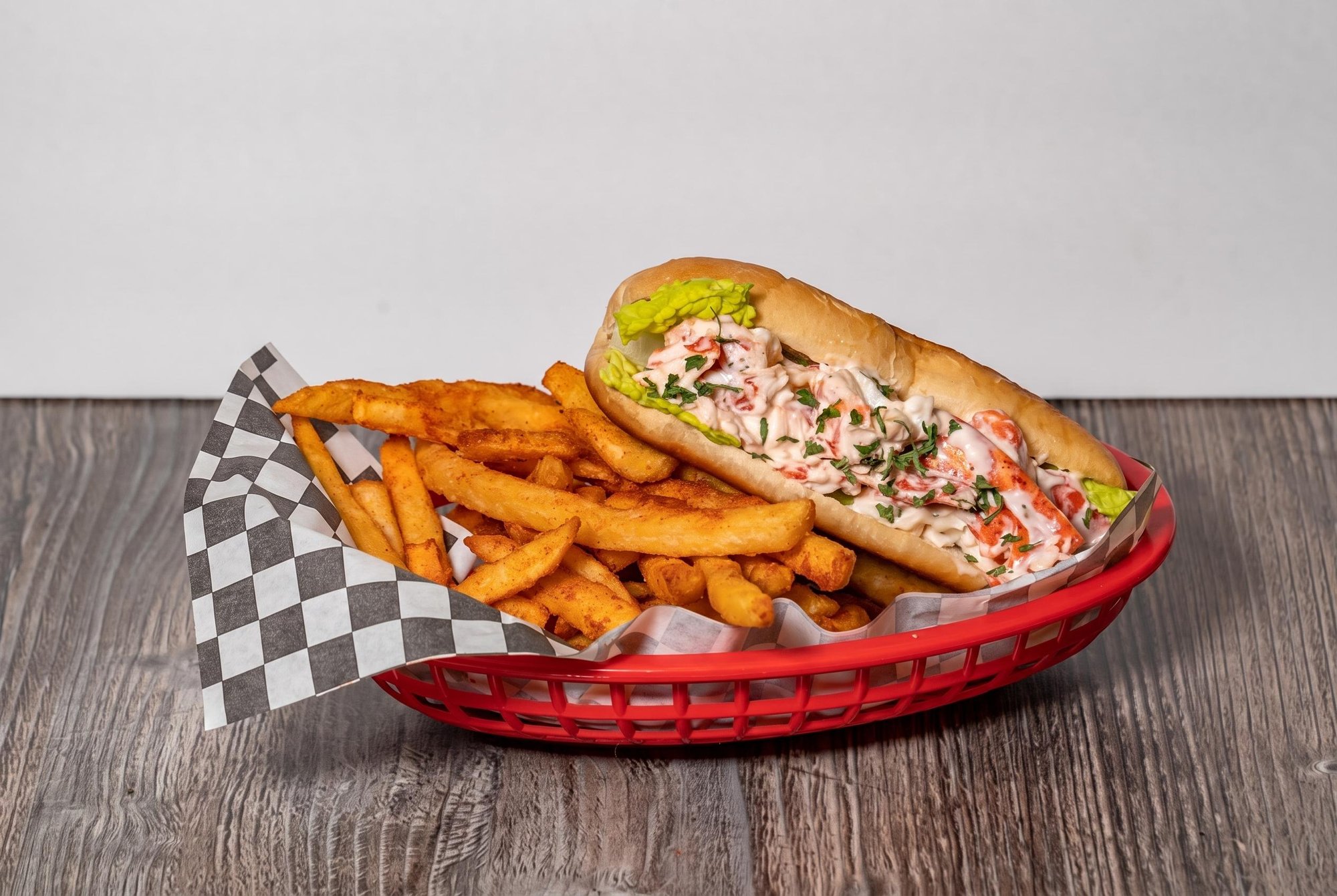 Lobster Roll & Fries