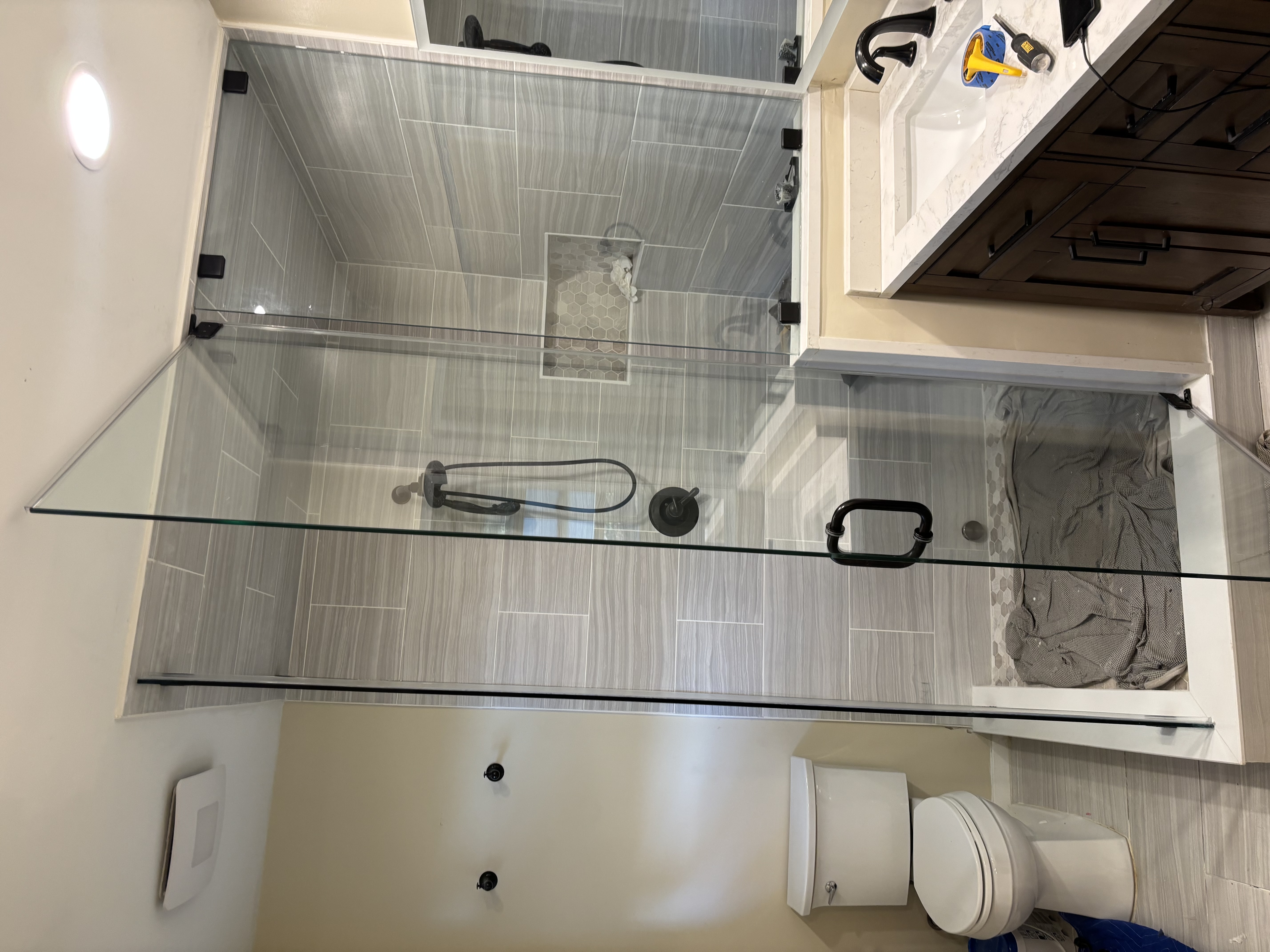 Vasquez glass services LLC Image