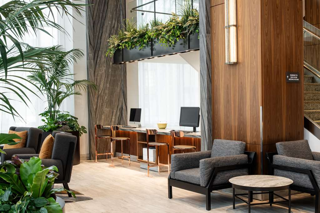 Hilton Vancouver Washington Image